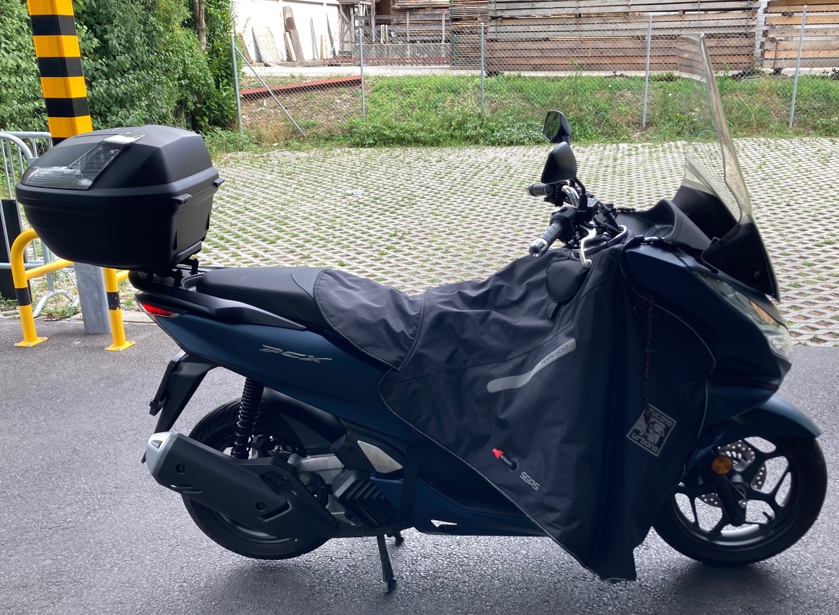 HONDA PCX 125 i ABS-showroom-element-2