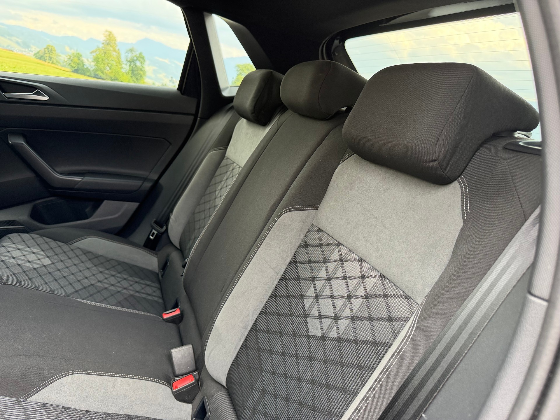 VW Polo 1.0 TSI R-Line DSG-image-10