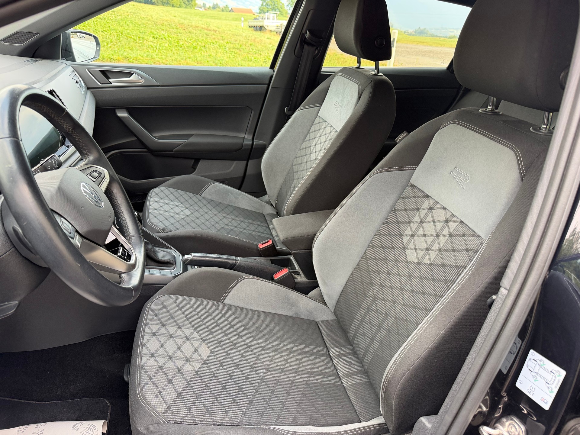 VW Polo 1.0 TSI R-Line DSG-image-9