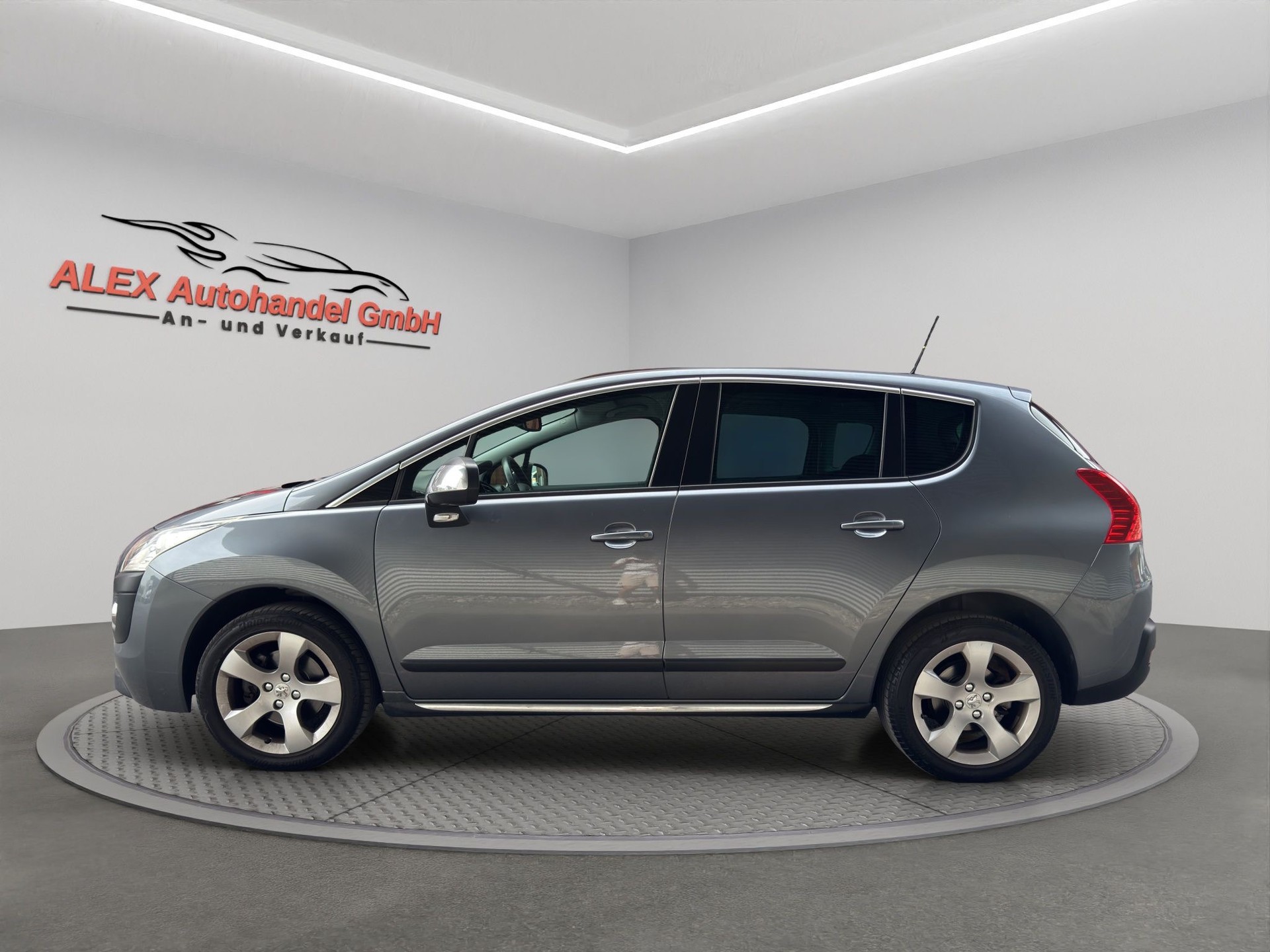 PEUGEOT 3008 1.6 16V T Sport-image-2