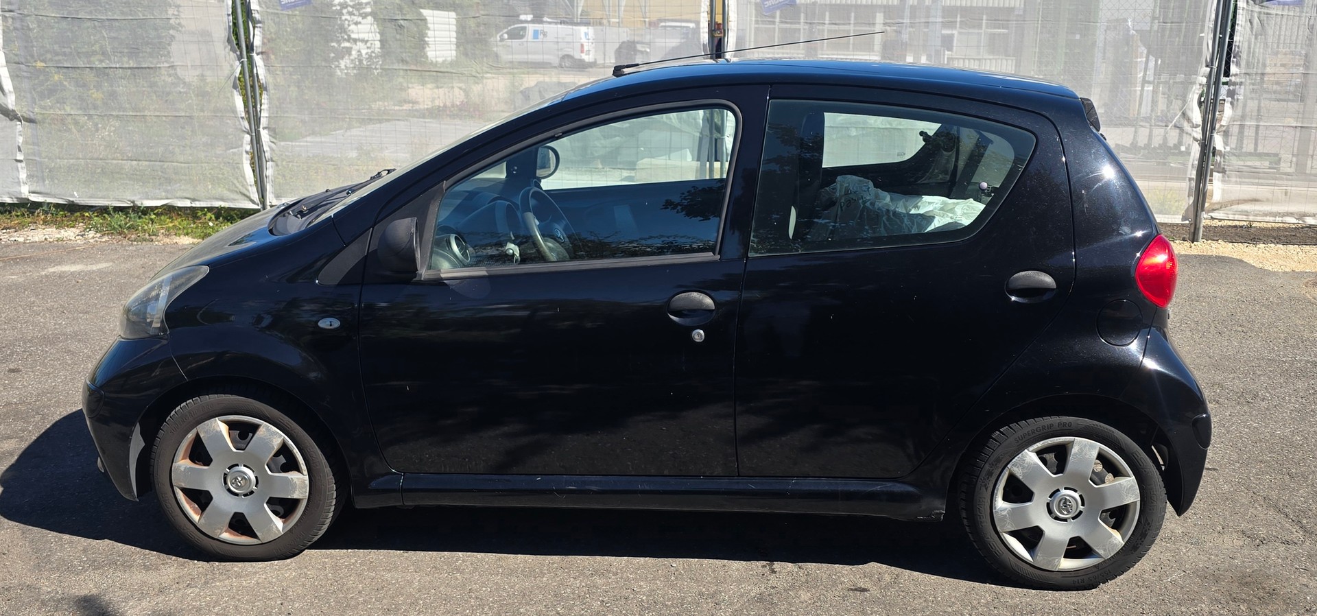 TOYOTA Aygo 1.0 Linea Terra-image-5