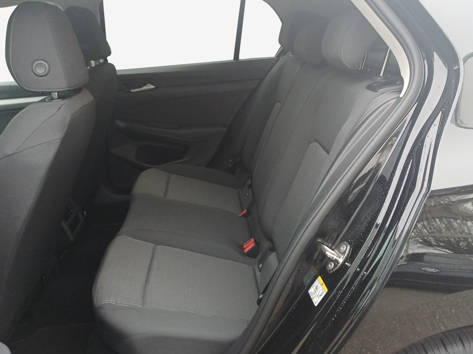 VW Golf 1.5 e TSI mHEV Value DSG-image-11