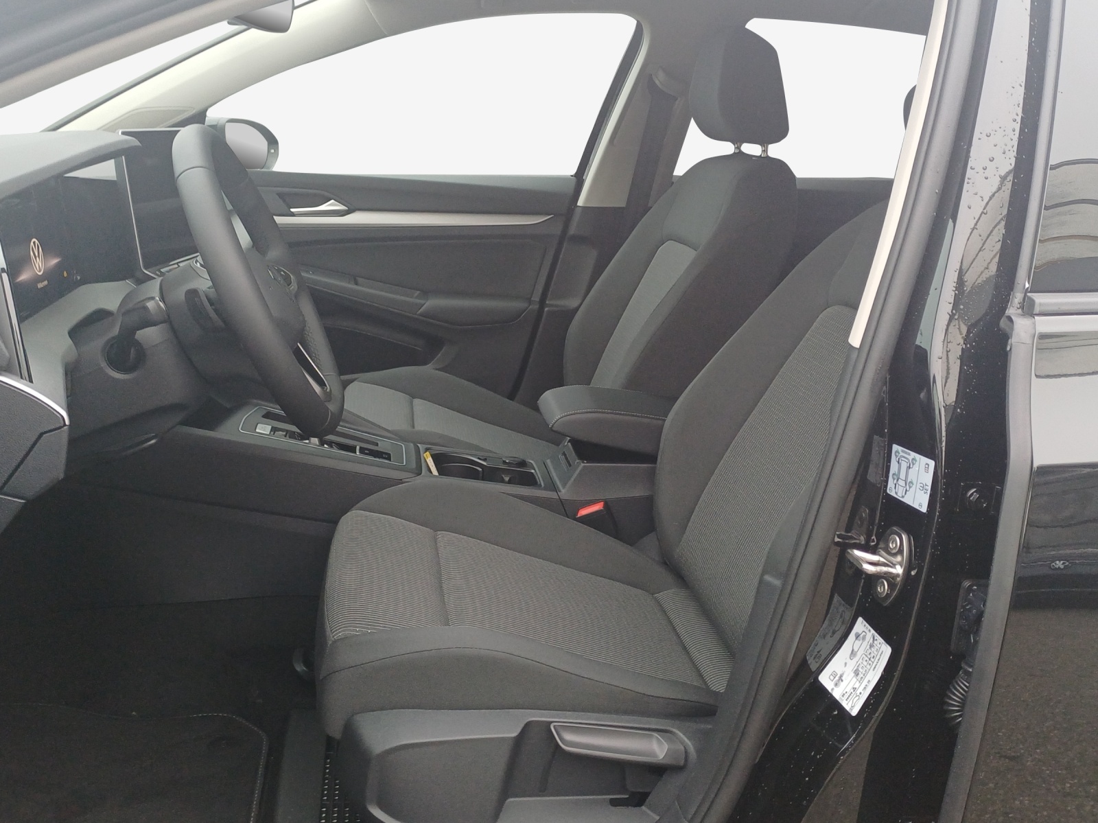 VW Golf 1.5 e TSI mHEV Value DSG-image-7