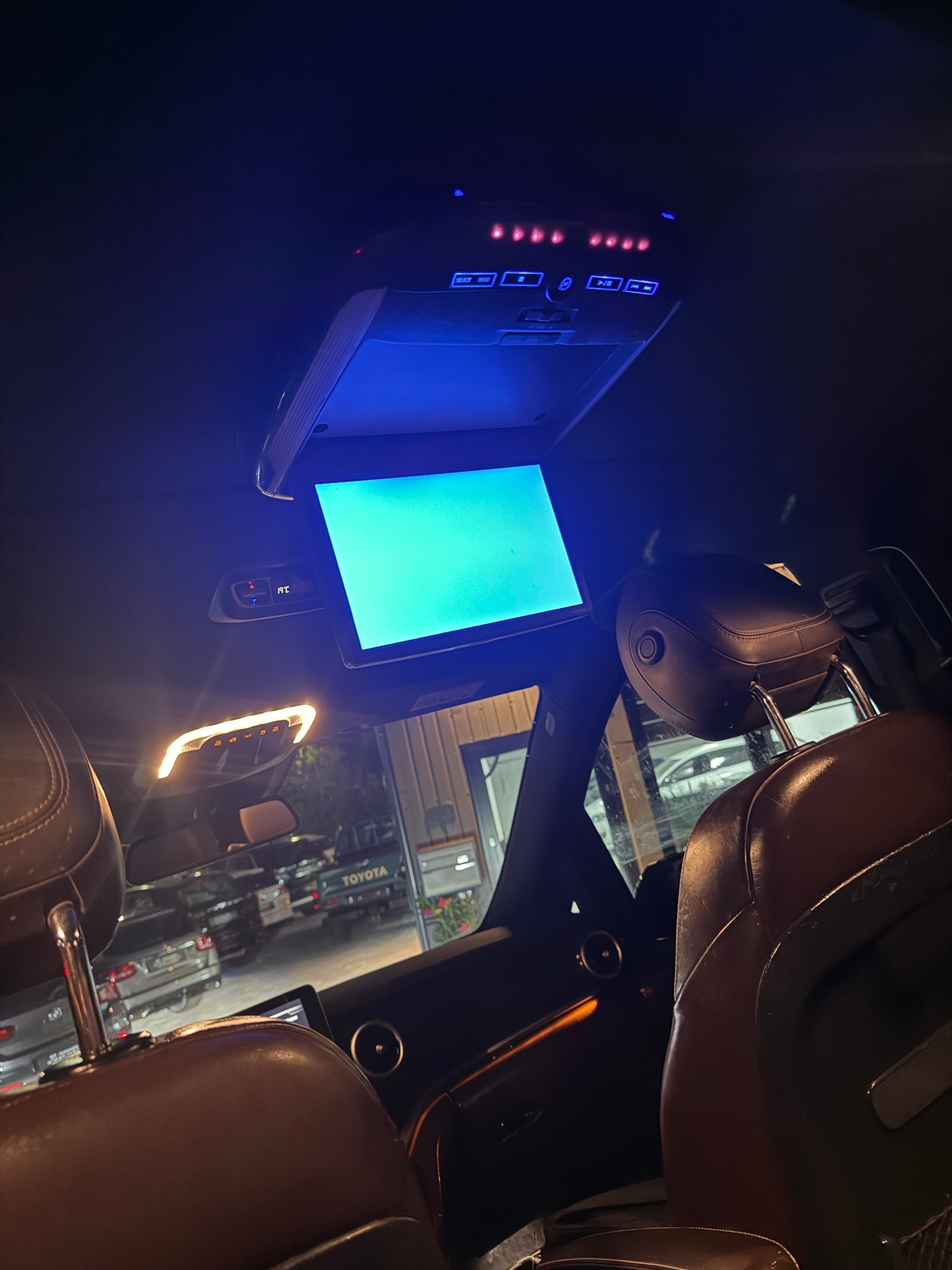 MERCEDES-BENZ V 250 d Swiss Edition lang 4Matic 7G-Tronic-image-15