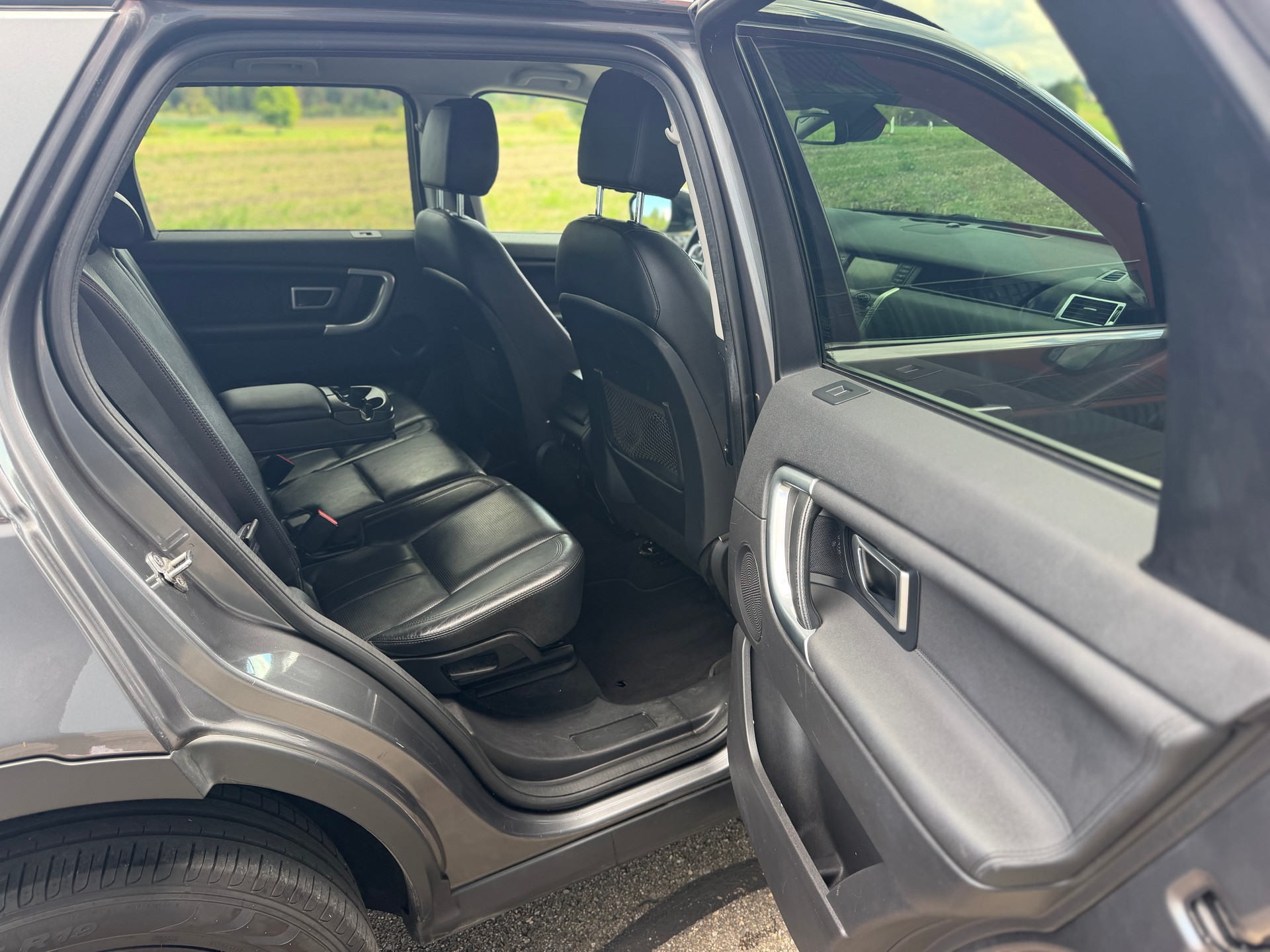 LAND ROVER Discovery Sport 2.0 Si4 S AT9-image-9