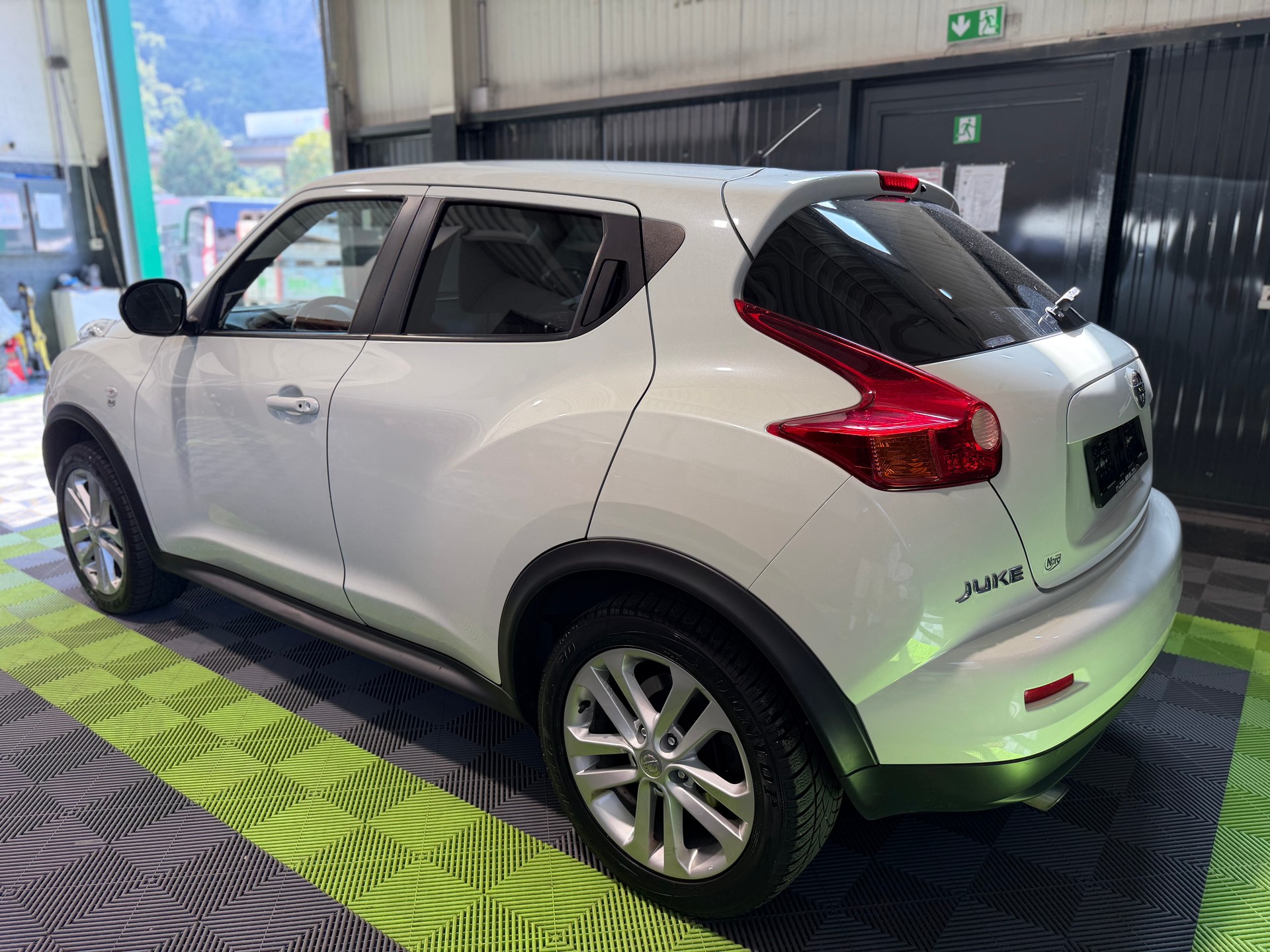 NISSAN Juke 1.6 DIG-T tekna 4x4 Xtronic M-CVT-image-7