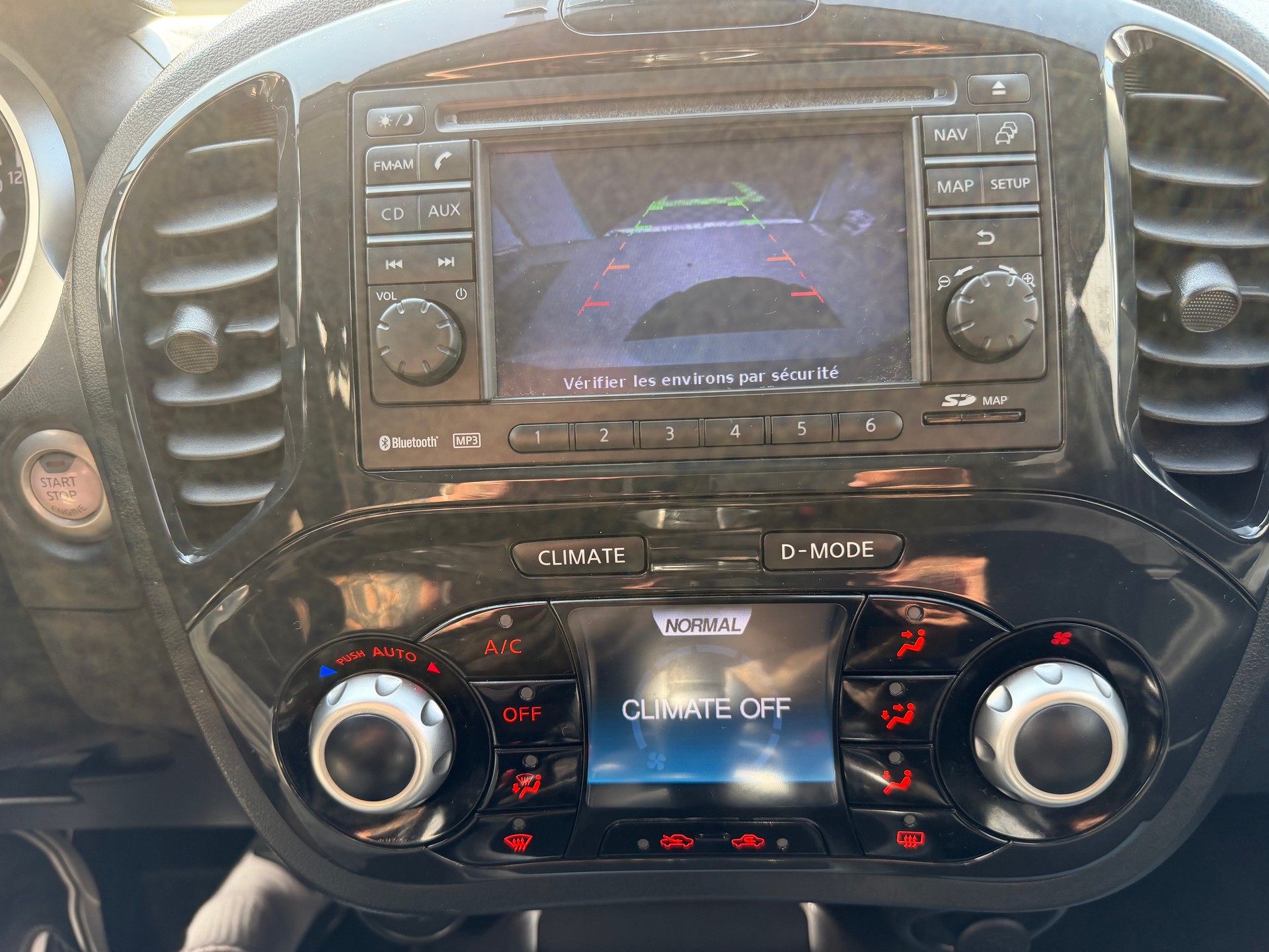 NISSAN Juke 1.6 DIG-T tekna 4x4 Xtronic M-CVT-image-13