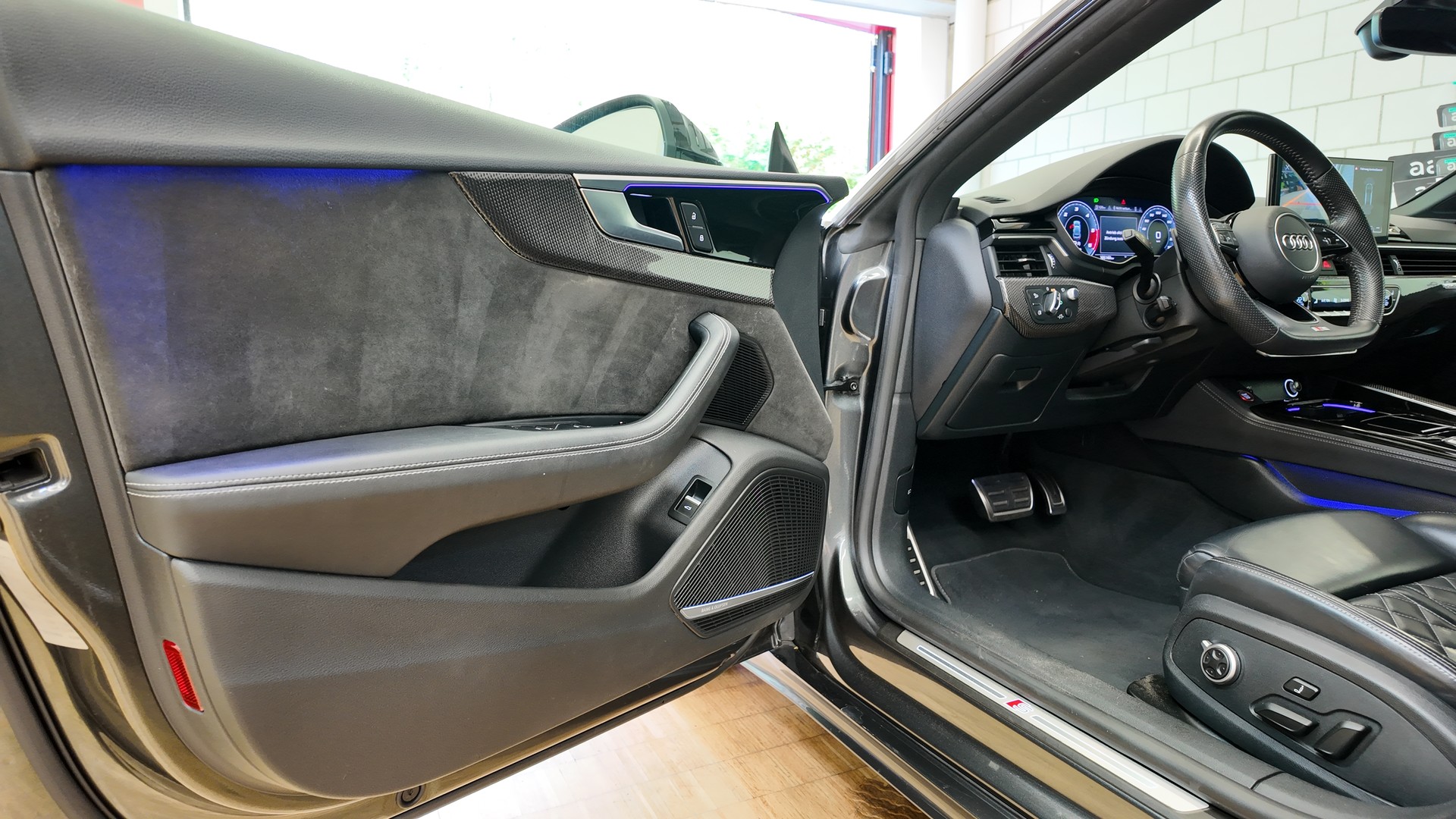 AUDI S5 Sportback 3.0 V6 TDI quattro T-Tronic-image-14