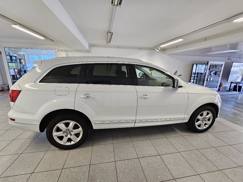 AUDI Q7 3.0 TFSI quattro tiptronic-showroom-element-3