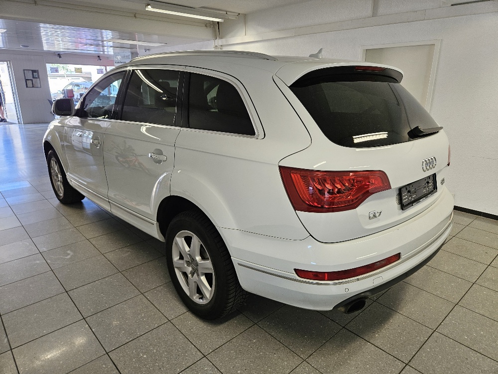 AUDI Q7 3.0 TFSI quattro tiptronic-image-6