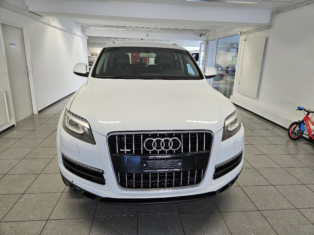 AUDI Q7 3.0 TFSI quattro tiptronic-showroom-element-1