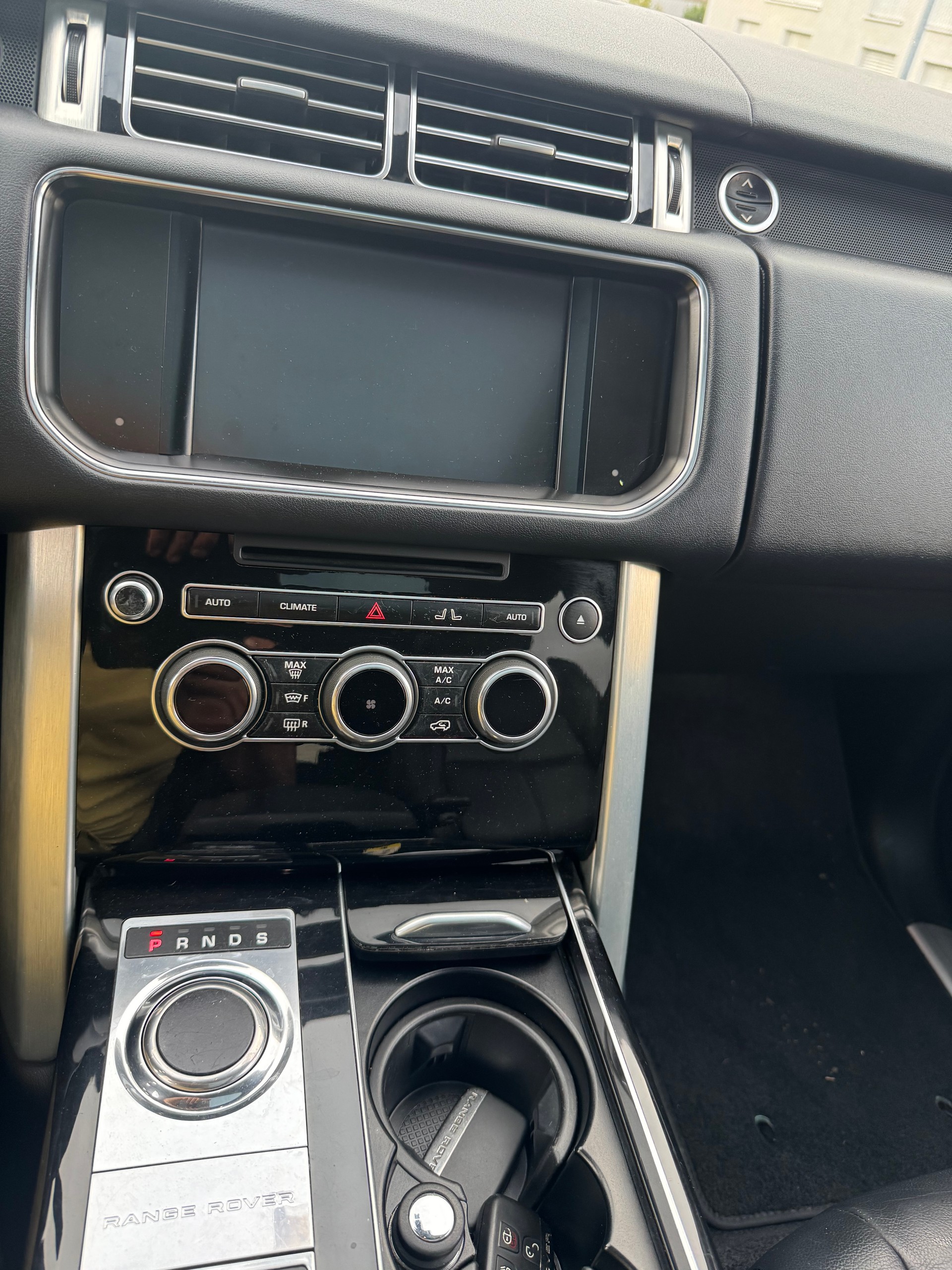 LAND ROVER Range Rover 3.0 TDV6 Vogue Automatic-image-10