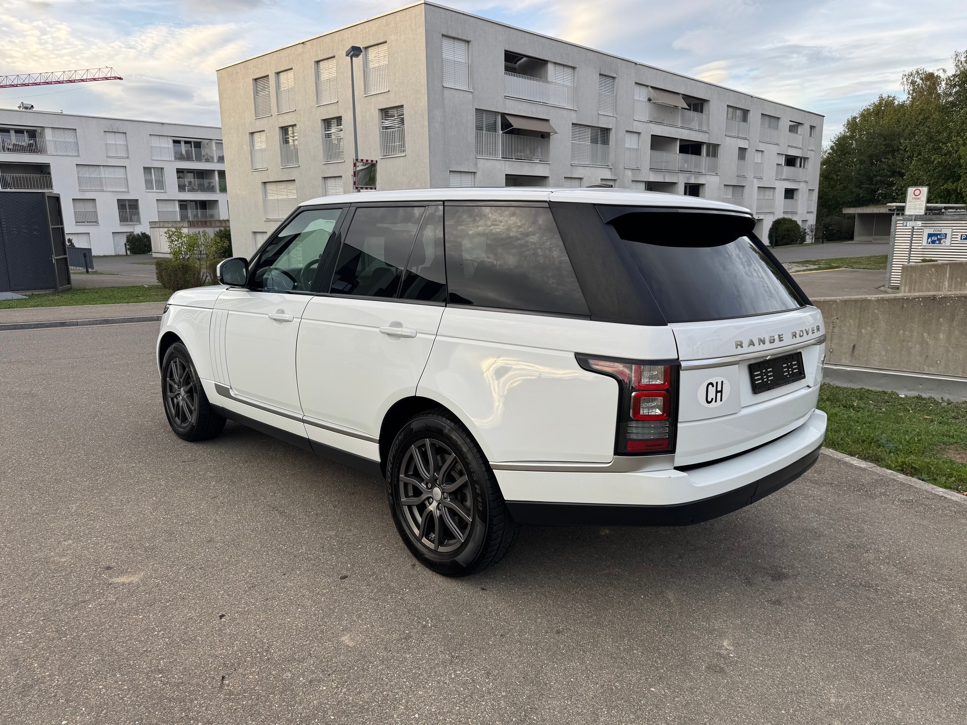 LAND ROVER Range Rover 3.0 TDV6 Vogue Automatic-image-7