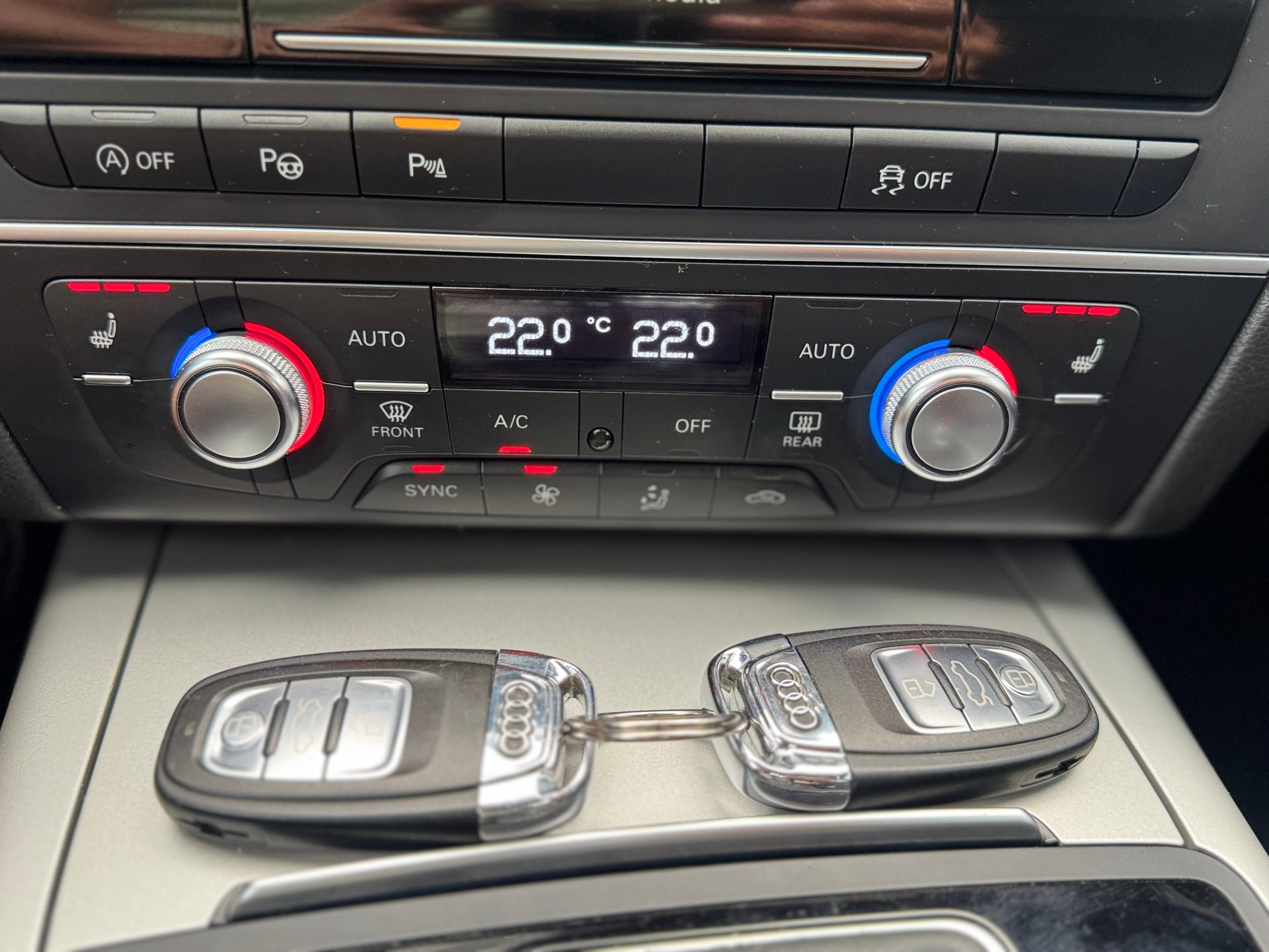 AUDI A6 Avant 3.0 TDI V6 quattro S-tronic-image-11