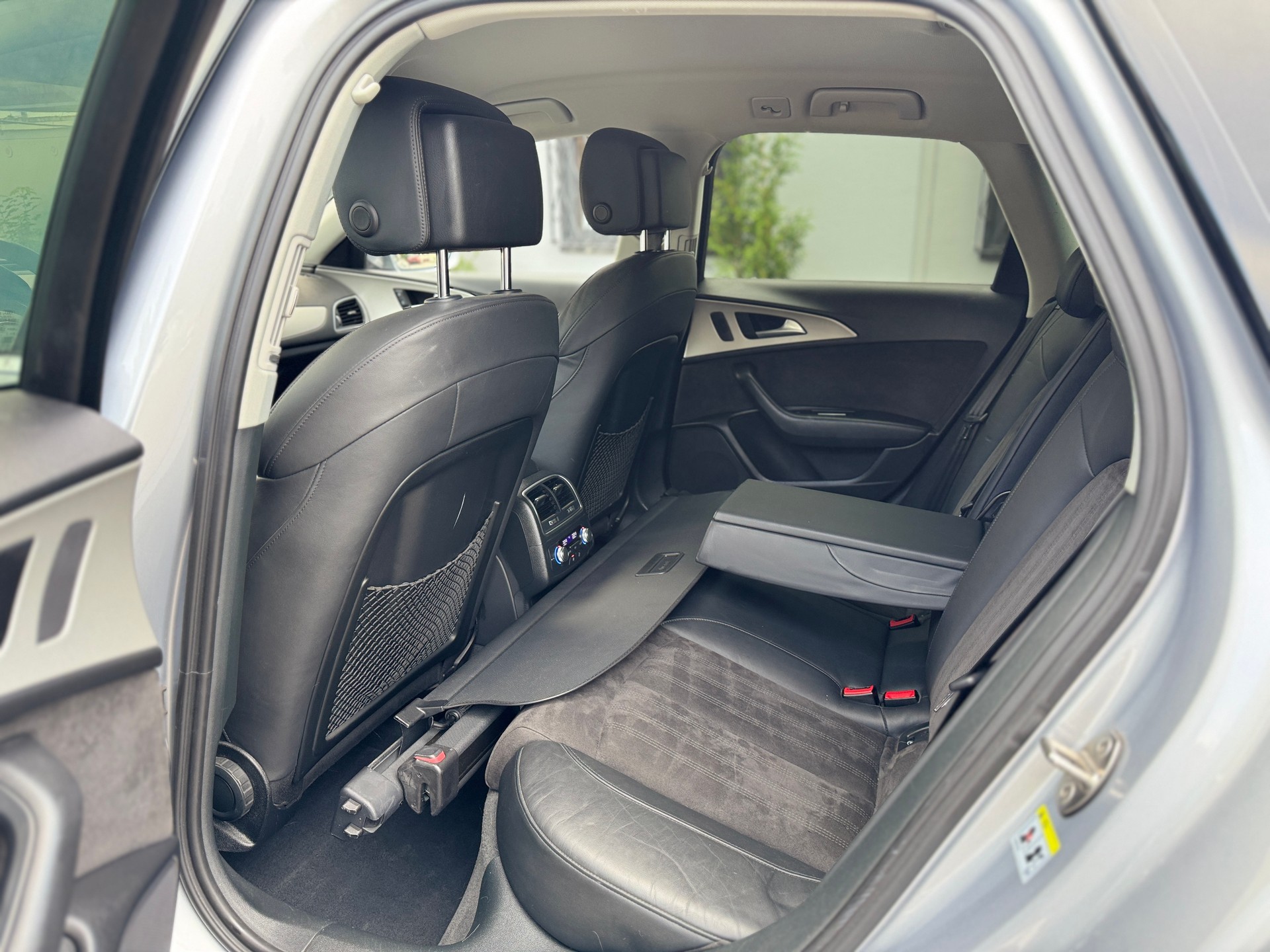 AUDI A6 Avant 3.0 TDI V6 quattro S-tronic-image-7