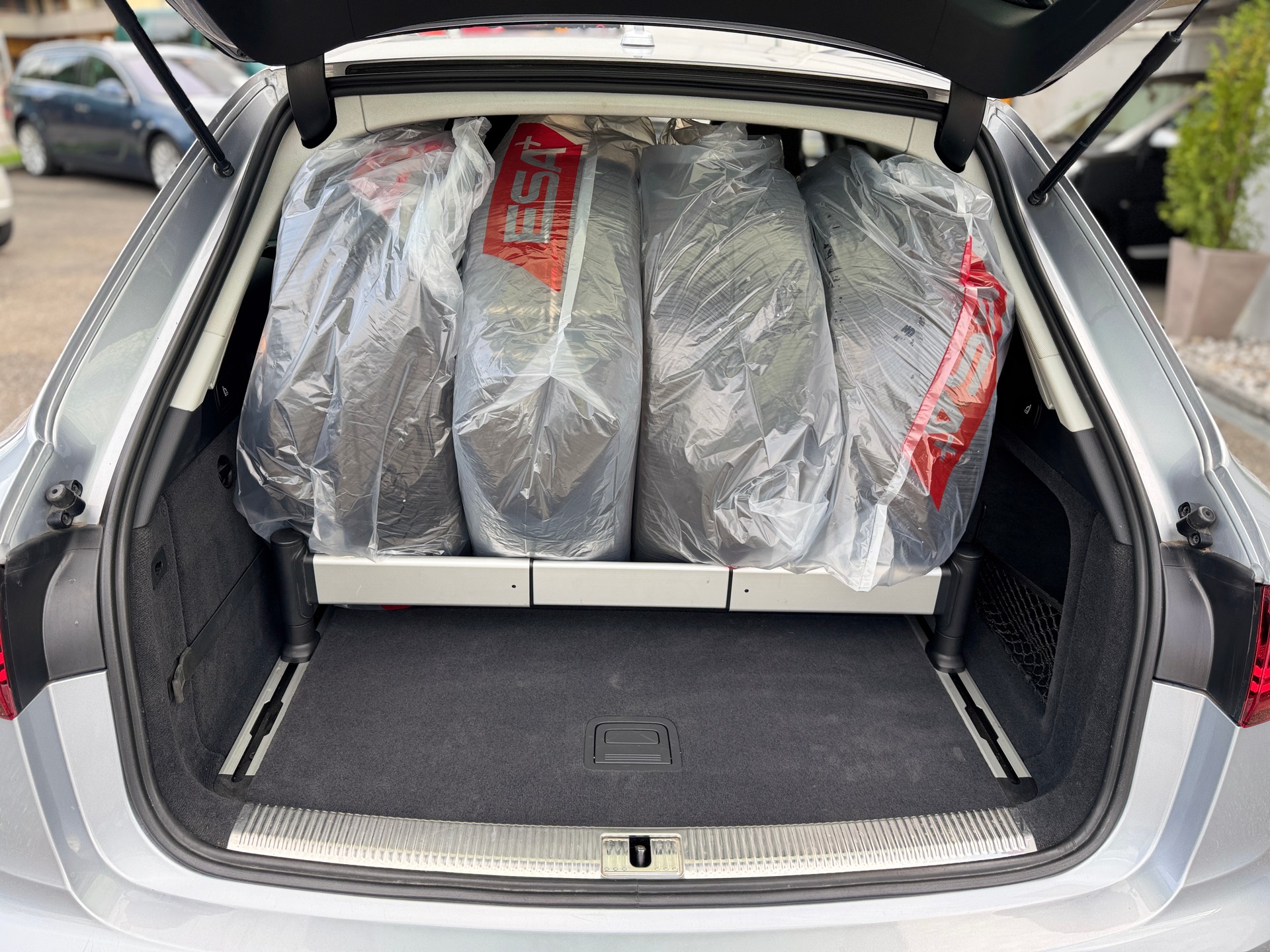 AUDI A6 Avant 3.0 TDI V6 quattro S-tronic-image-14