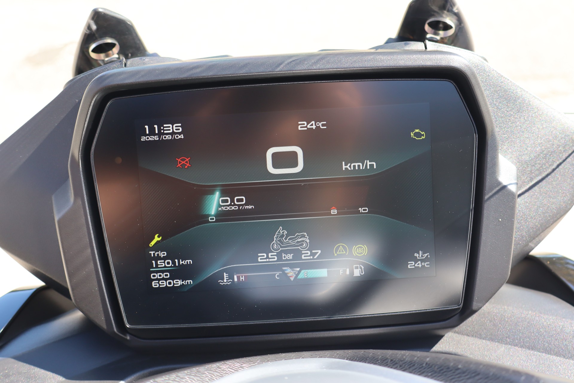 VOGE SR4 Max Luxury ABS / TCS-image-6