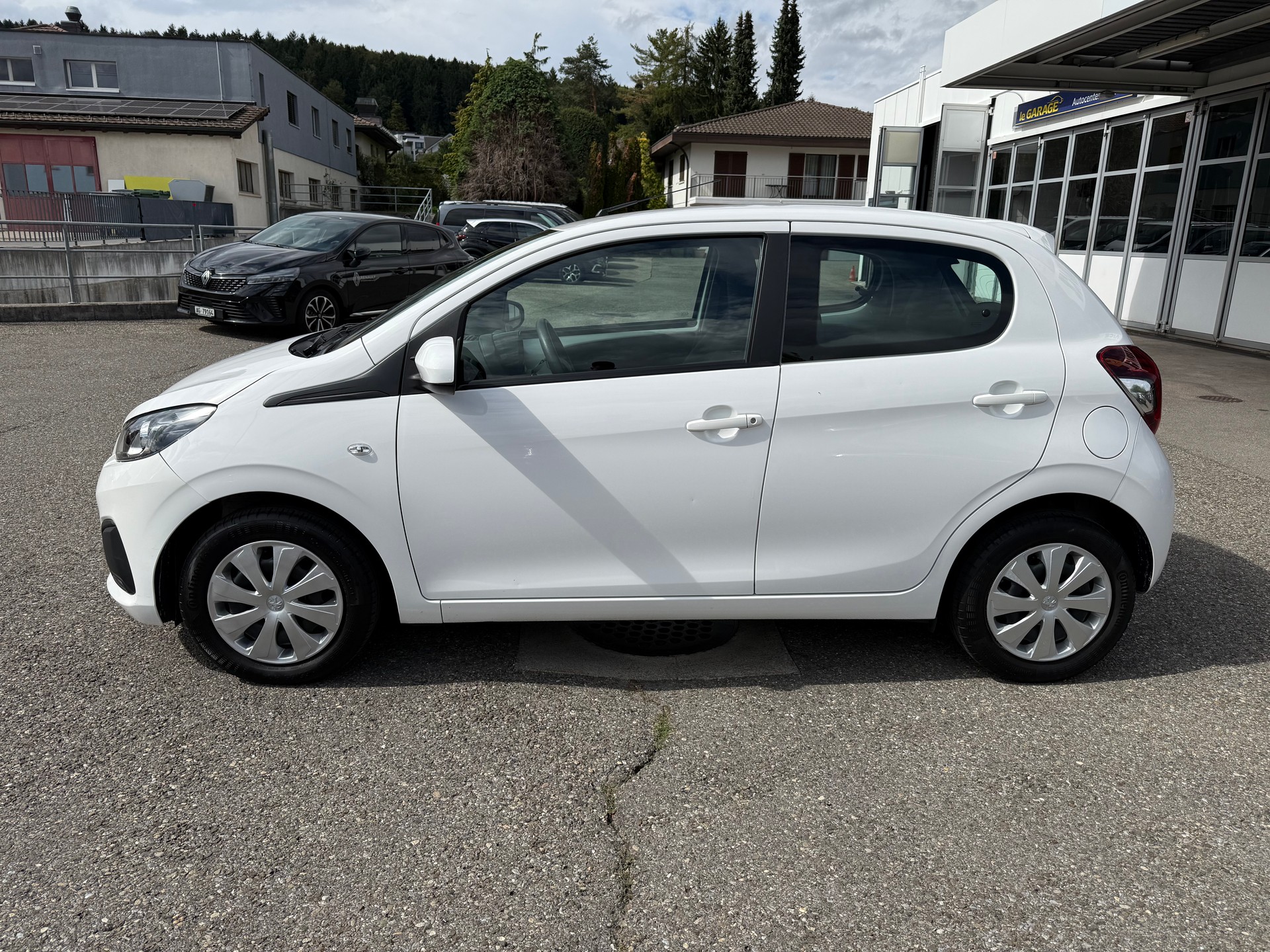 PEUGEOT 108 e-1.0 VTi Stop&Start Active-image-2