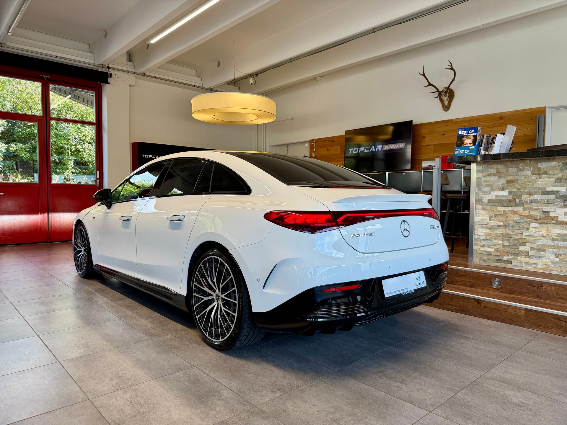 MERCEDES-BENZ EQE 53 AMG 4 Matic+ Executive Edition-image-3