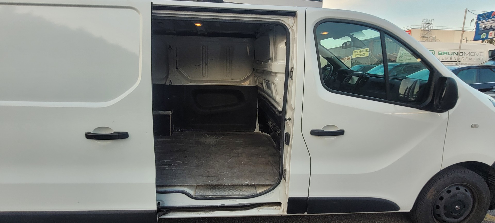 OPEL Vivaro 1.6 CDTI 2.7t L1H1-image-9