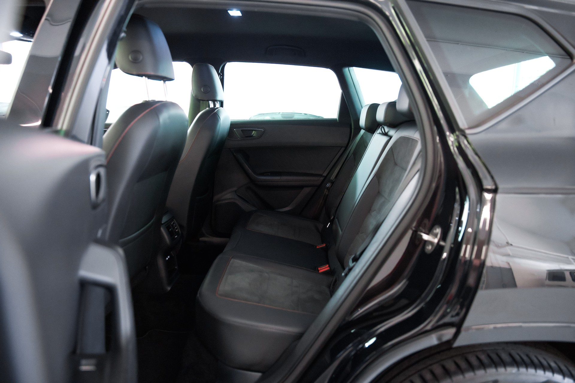 SEAT Ateca 2.0 TSI FR 4Drive DSG-image-20