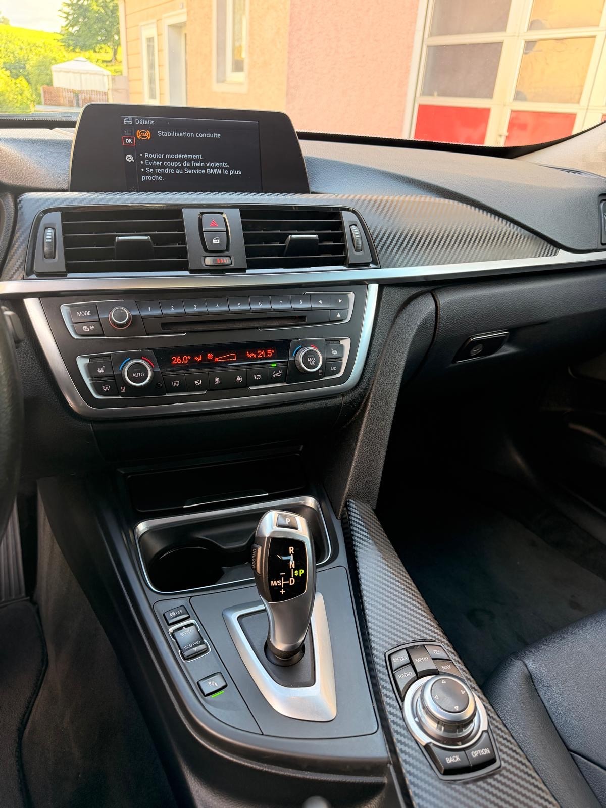 BMW 328i GT xDrive Steptronic-image-14