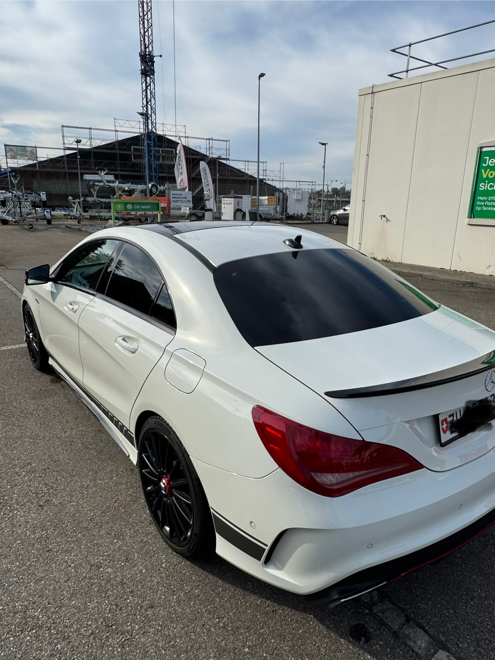 MERCEDES-BENZ CLA 45 AMG 4m-image-1