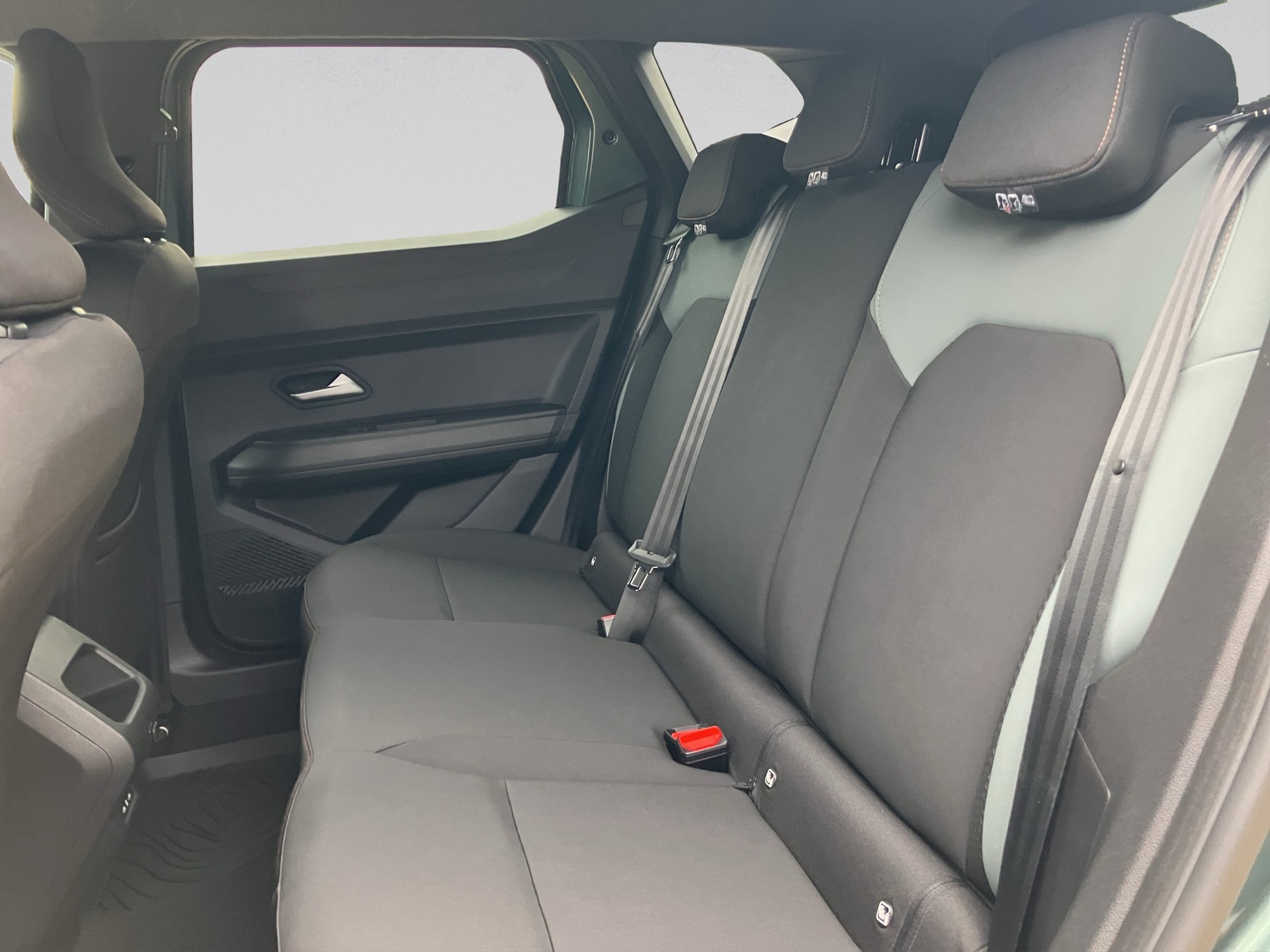DACIA Duster HEV 155 Extreme-image-13