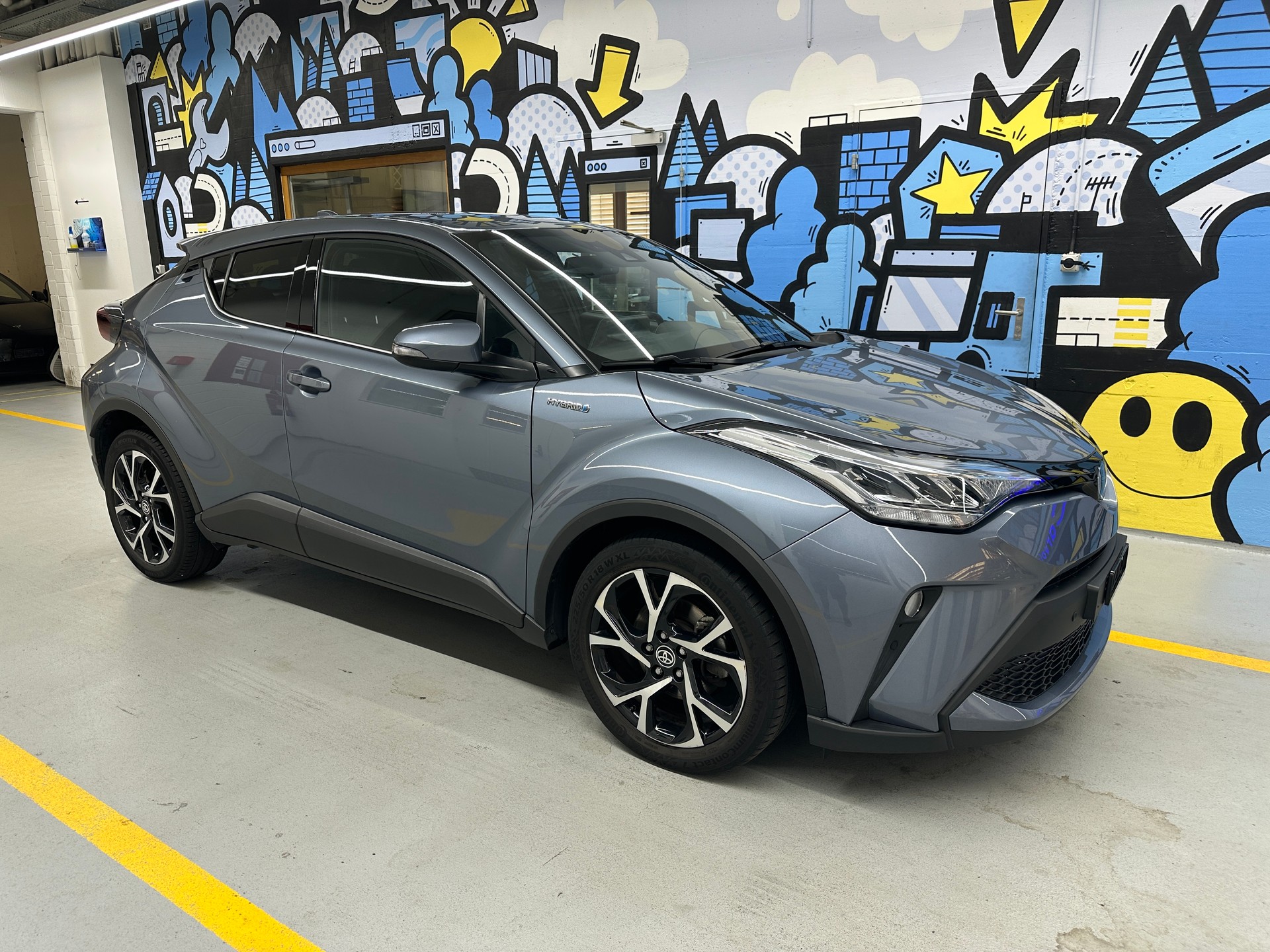 TOYOTA C-HR 1.8 HSD CVT Trend-image-0