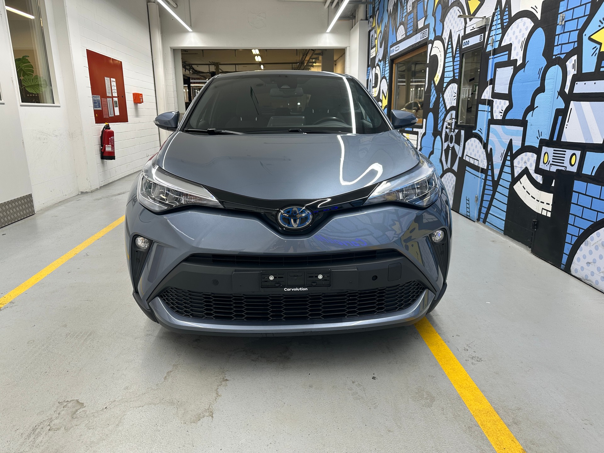 TOYOTA C-HR 1.8 HSD CVT Trend-image-1