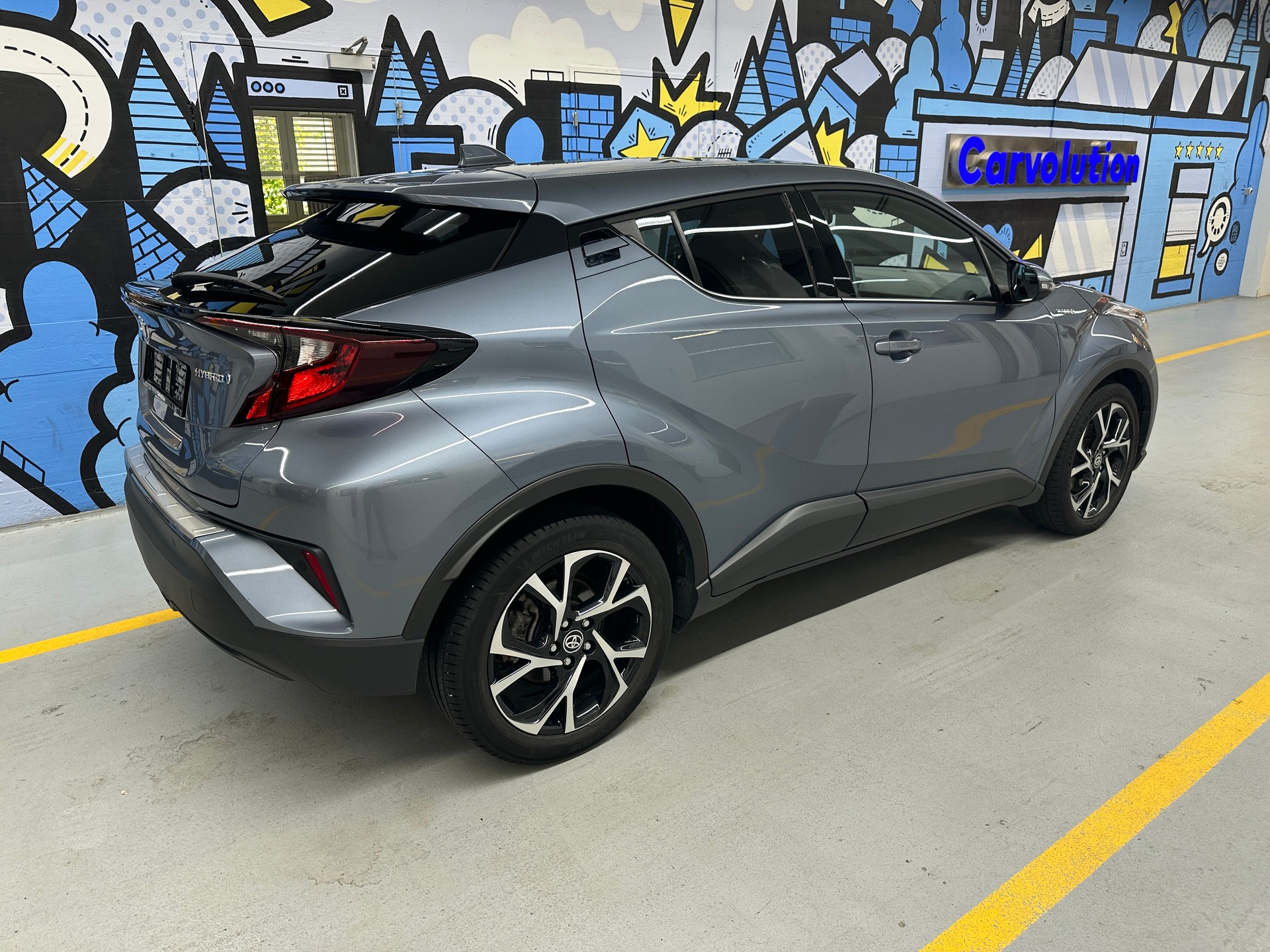 TOYOTA C-HR 1.8 HSD CVT Trend-image-3