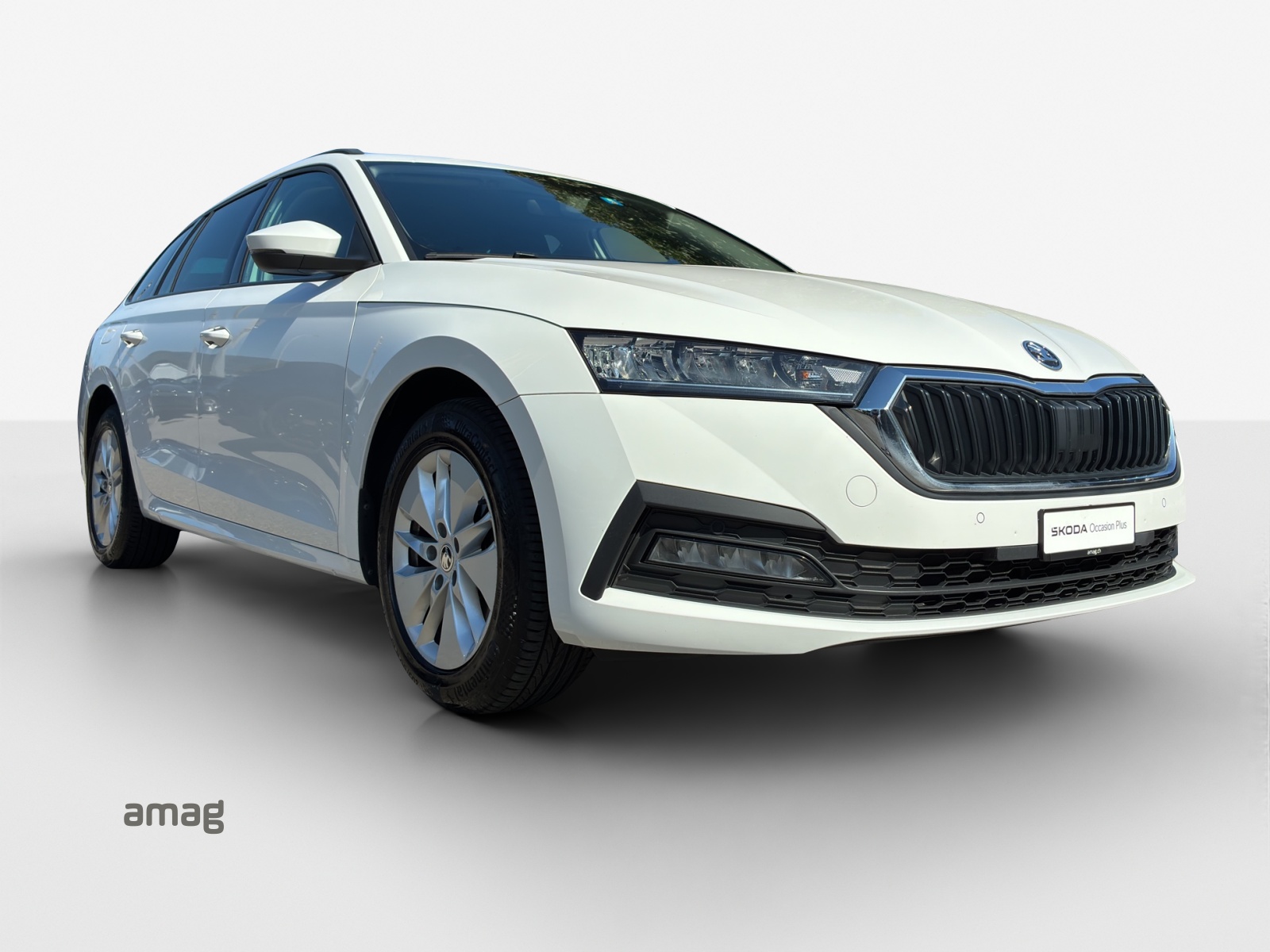 SKODA Octavia Combi 2.0 TDI DSG Ambition-image-6