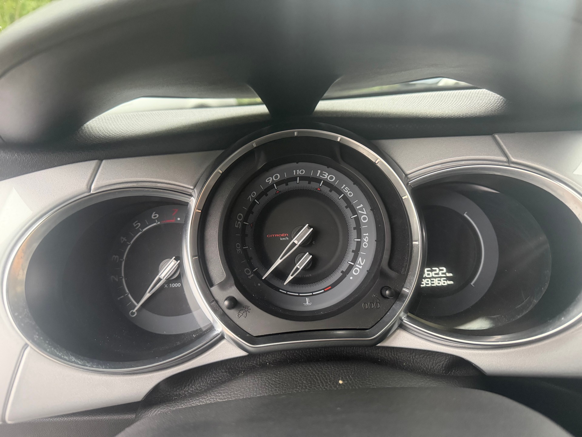 DS AUTOMOBILES DS3 Cabrio 1.2 VTi Chic-image-5