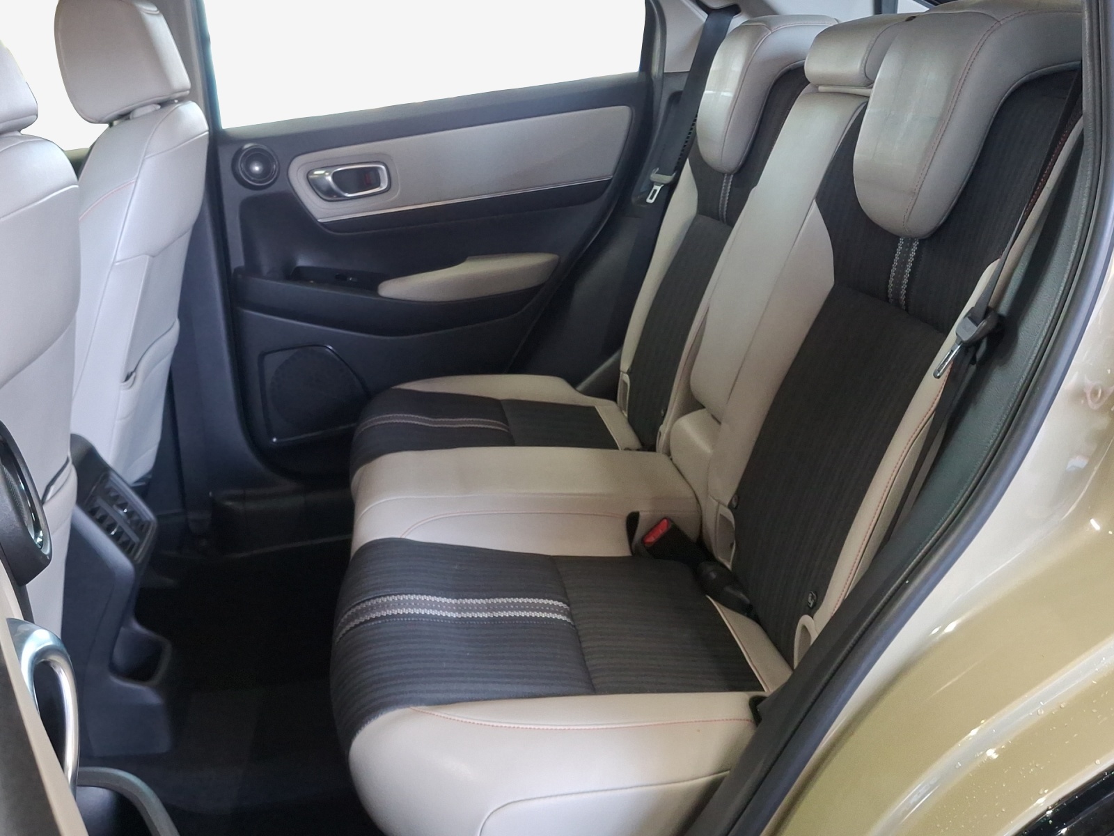 HONDA HR-V 1.5i-MMD Advance Style CVT-image-11
