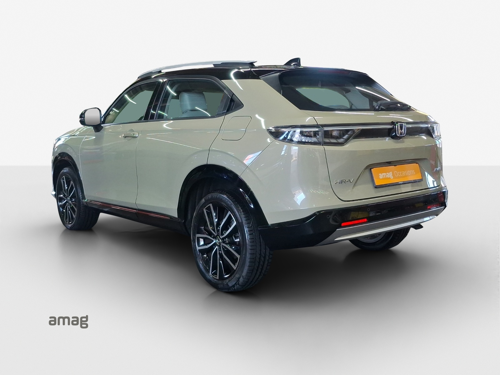 HONDA HR-V 1.5i-MMD Advance Style CVT-image-2