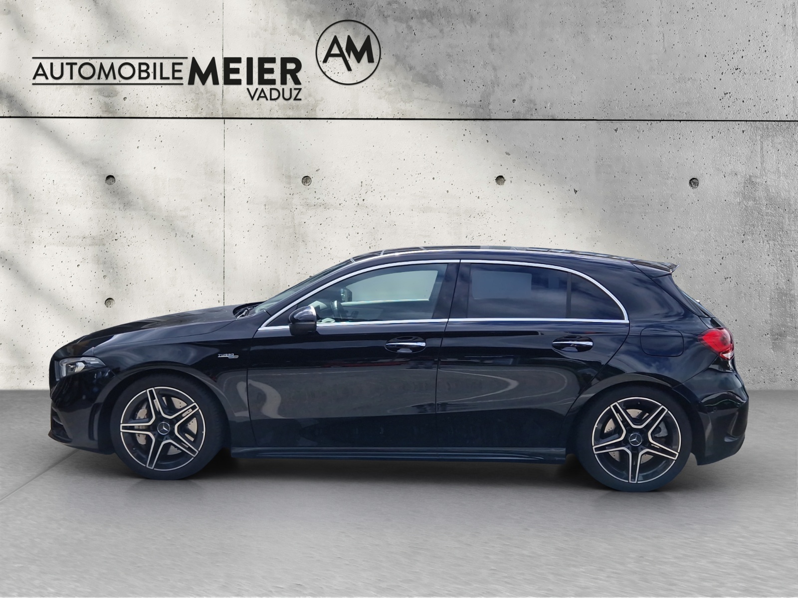 MERCEDES-BENZ A-Klasse W177 A 35 AMG 4matic-image-4