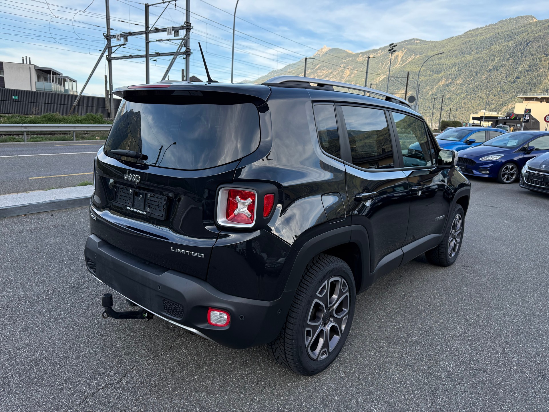 JEEP Renegade 1.4 Turbo Limited AWD-image-6