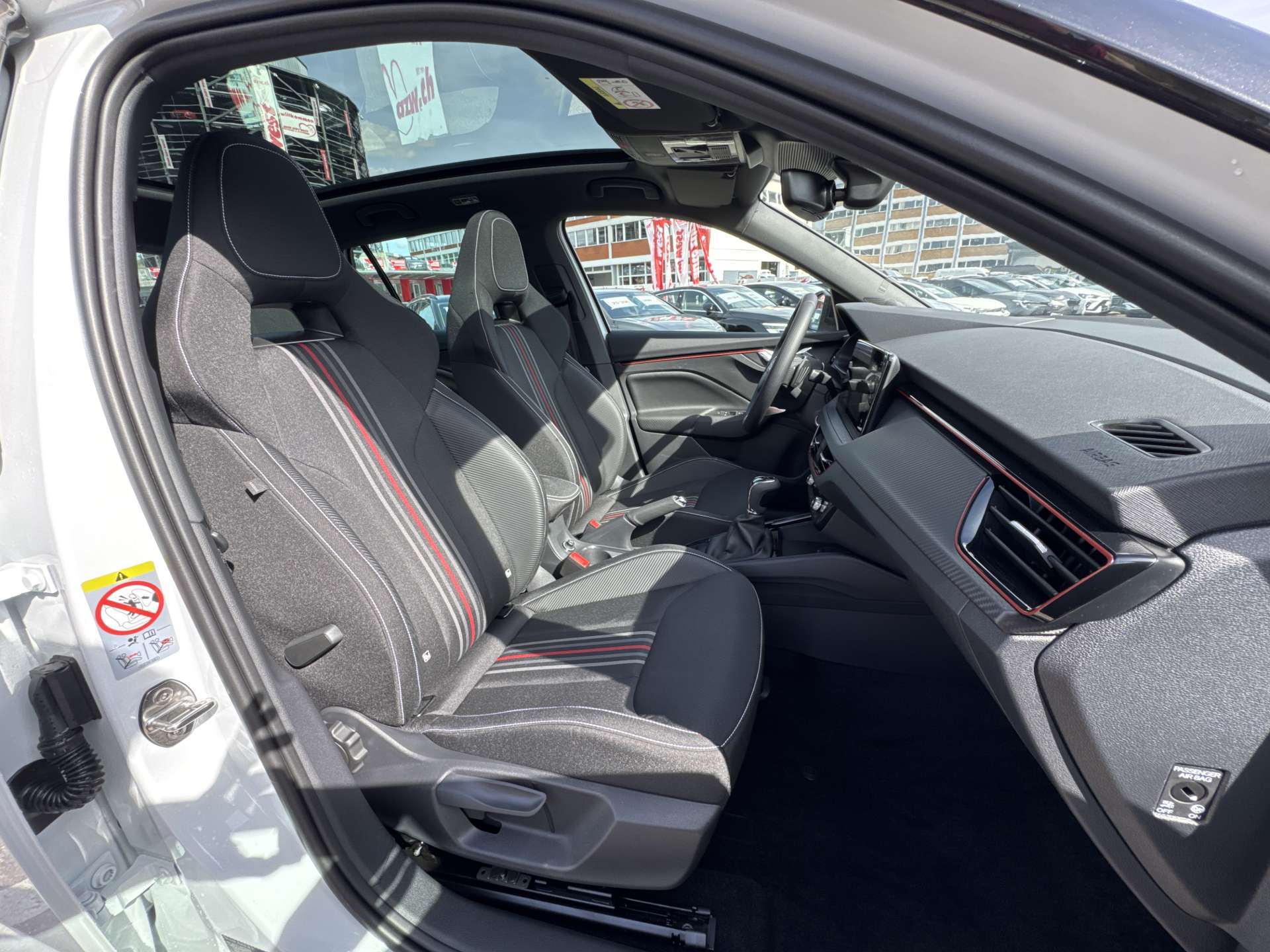 SKODA Kamiq 1.5 TSI Monte Carlo DSG-Automat-image-12