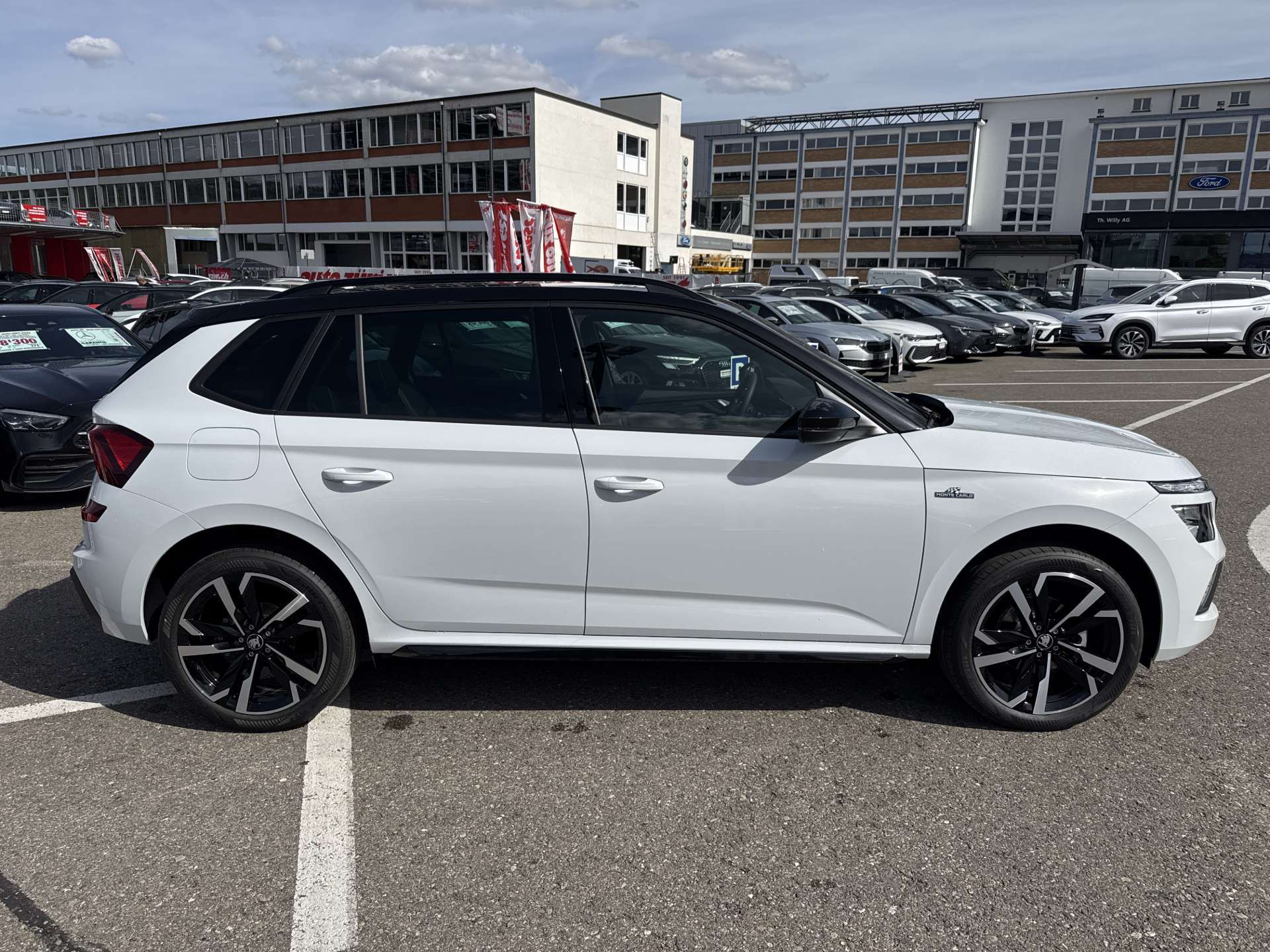 SKODA Kamiq 1.5 TSI Monte Carlo DSG-Automat-image-10