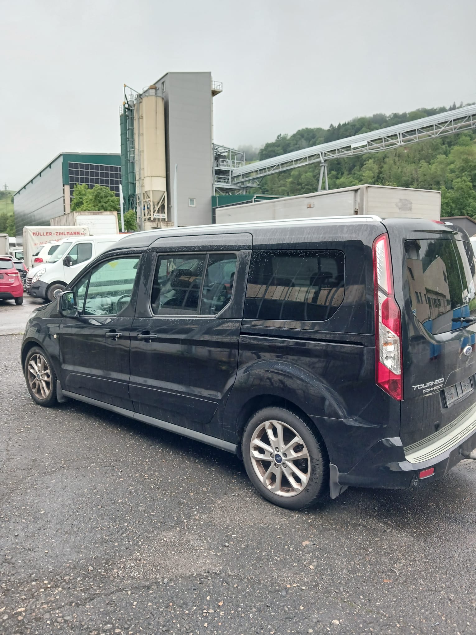 FORD Grand Tourneo Connect 1.6 SCTi Trend Automatic-image-4