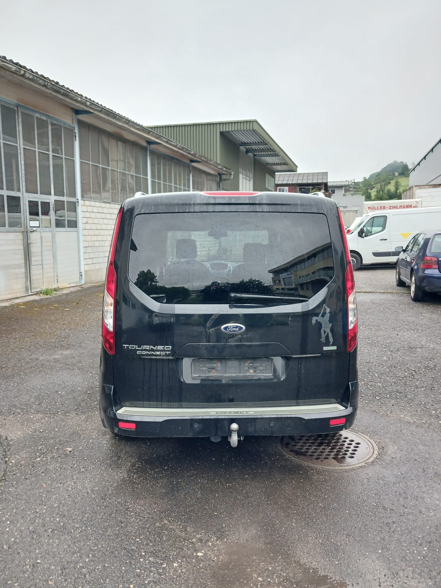 FORD Grand Tourneo Connect 1.6 SCTi Trend Automatic-image-3