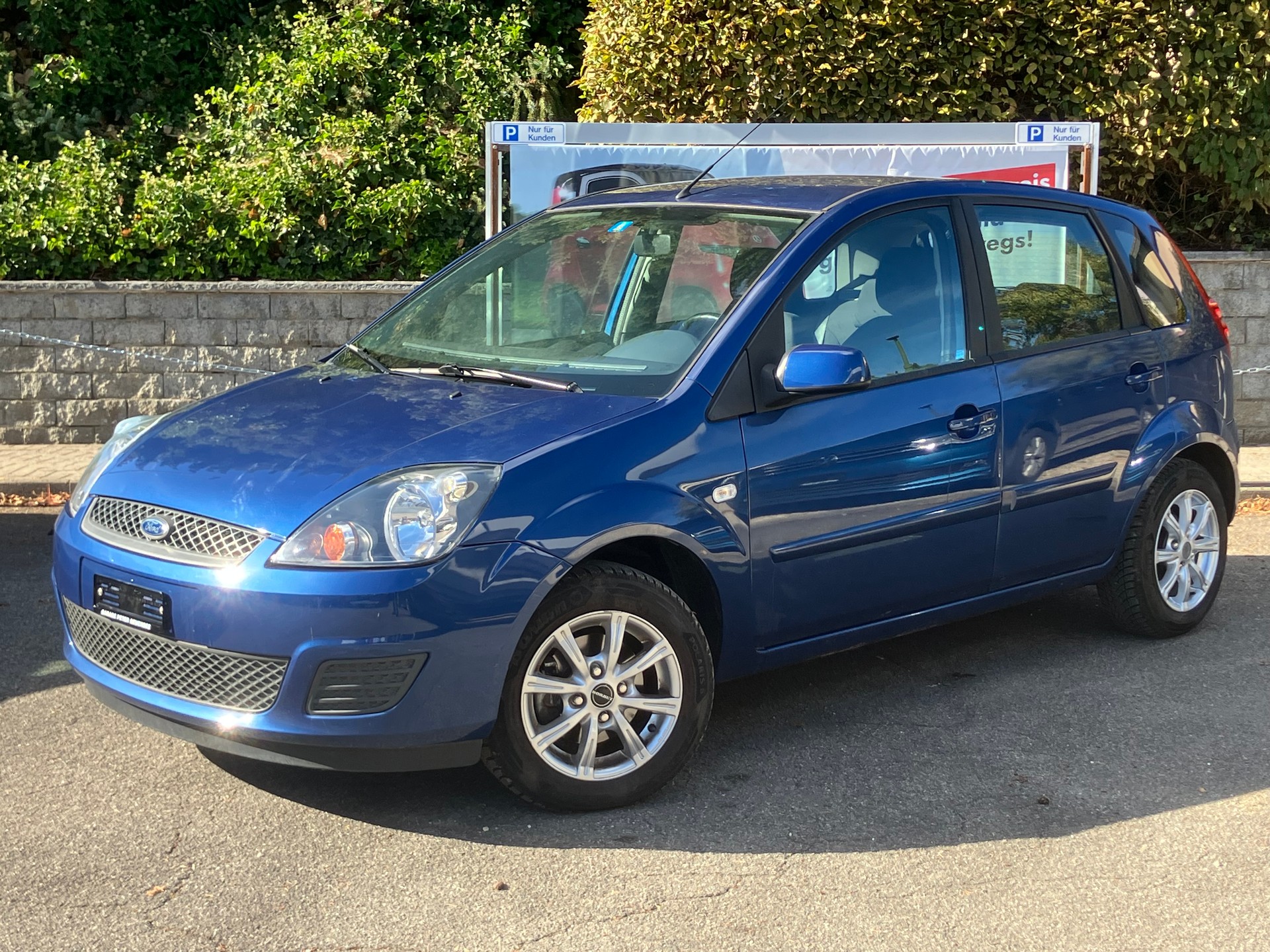 FORD Fiesta 1.4 16V Trend-image-0
