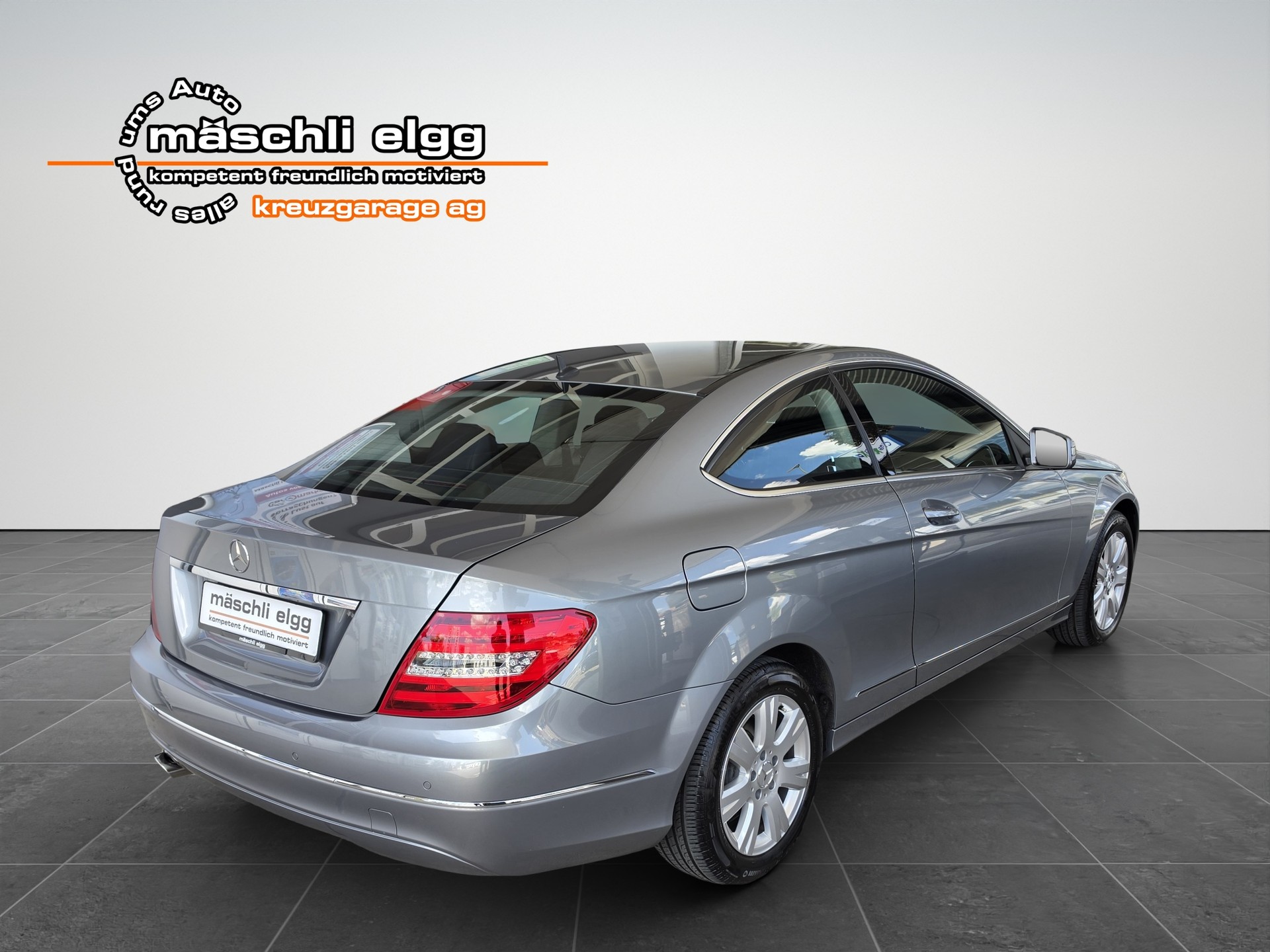 MERCEDES-BENZ C 250 BlueEF Coupé-image-3