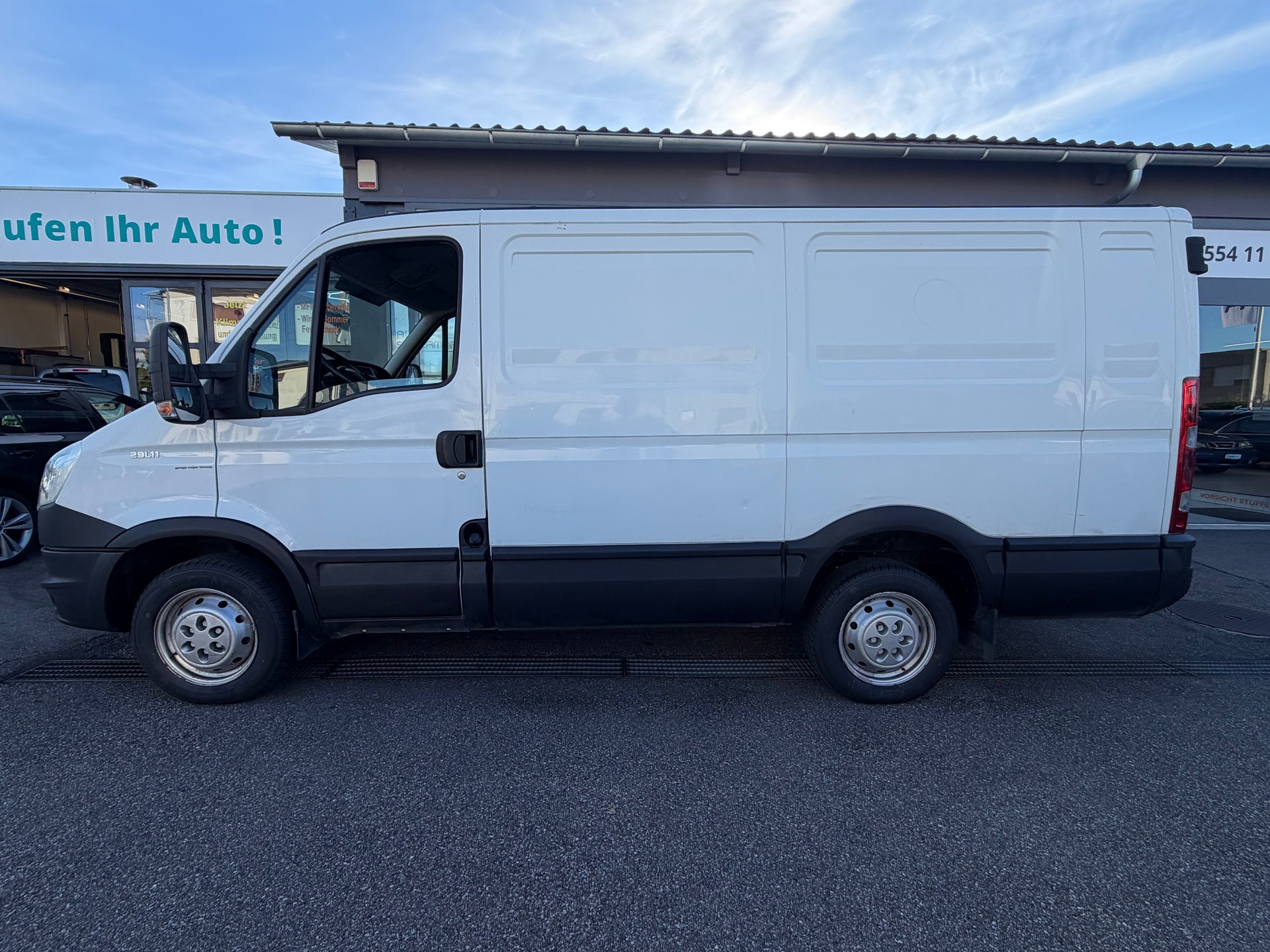 IVECO DAILY 29 L 11 V Hebebühne-image-1