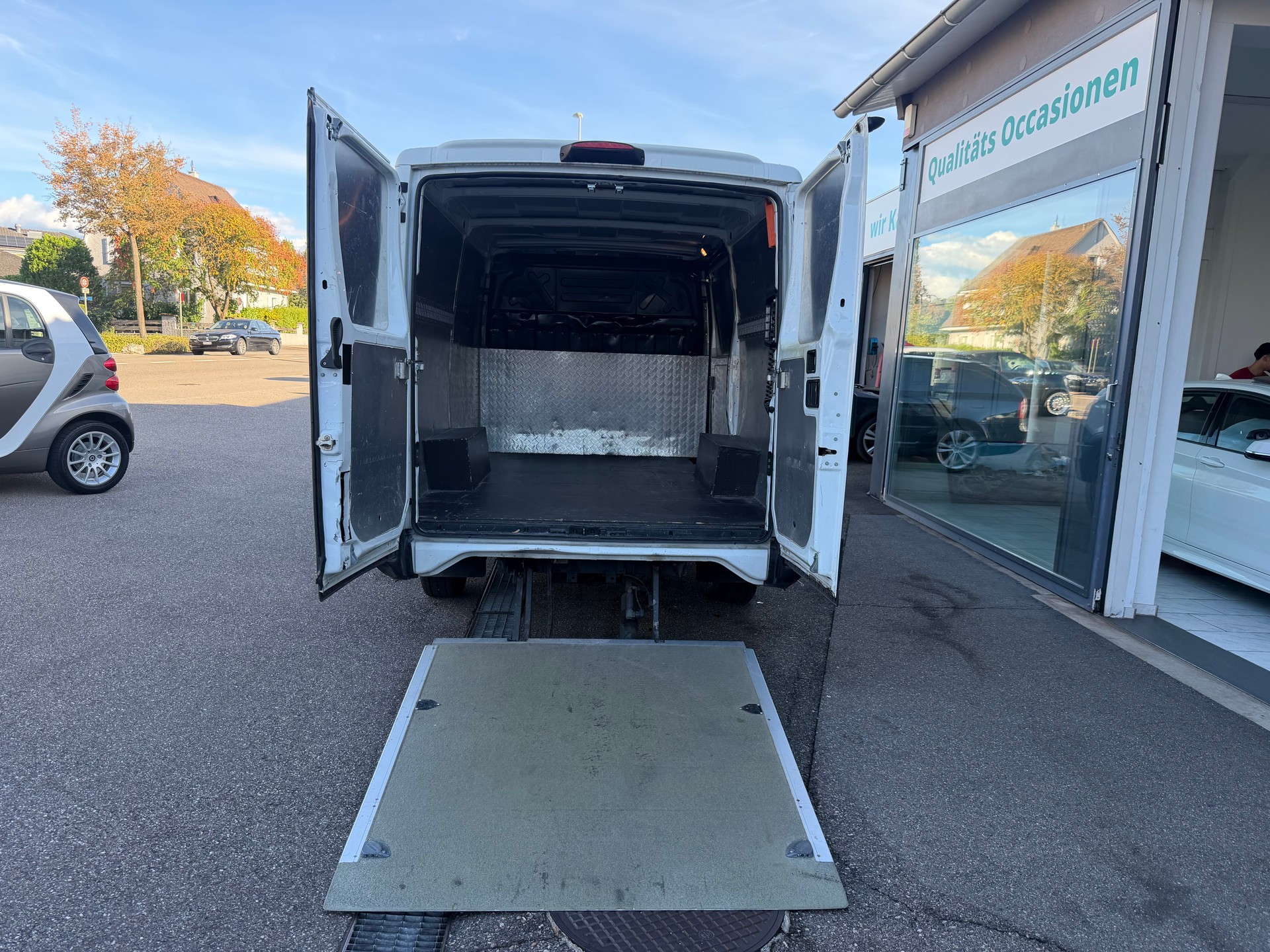 IVECO DAILY 29 L 11 V Hebebühne-image-9