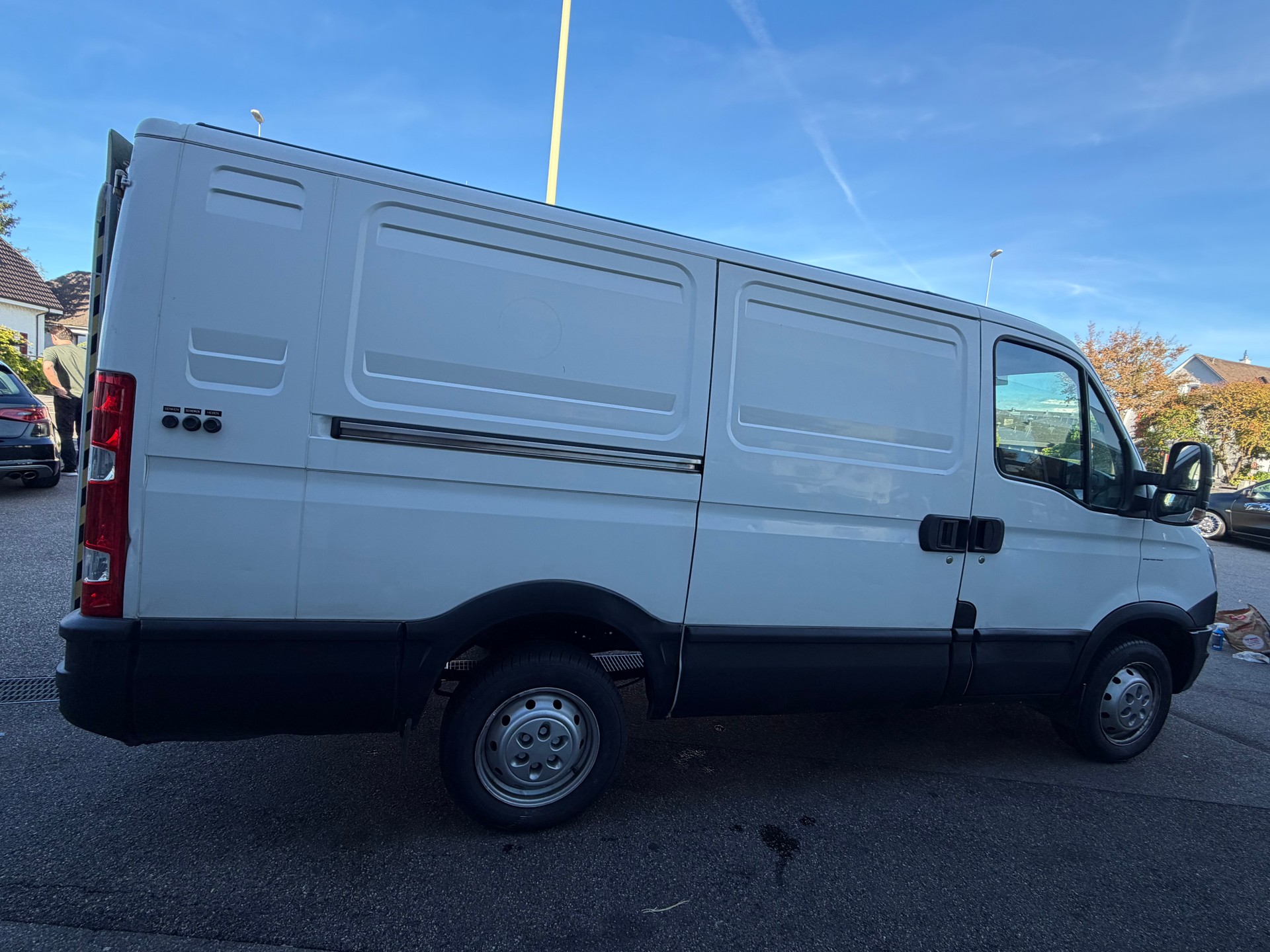 IVECO DAILY 29 L 11 V Hebebühne-image-5
