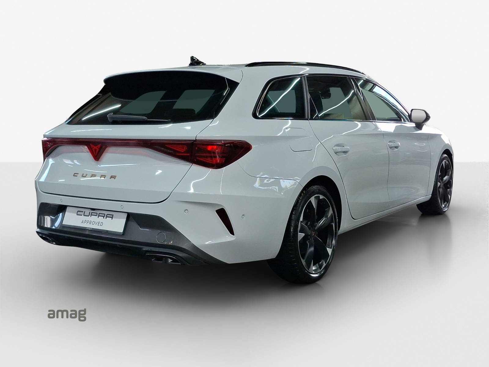 CUPRA LEON ST 1.5 eTSI DSG-image-4