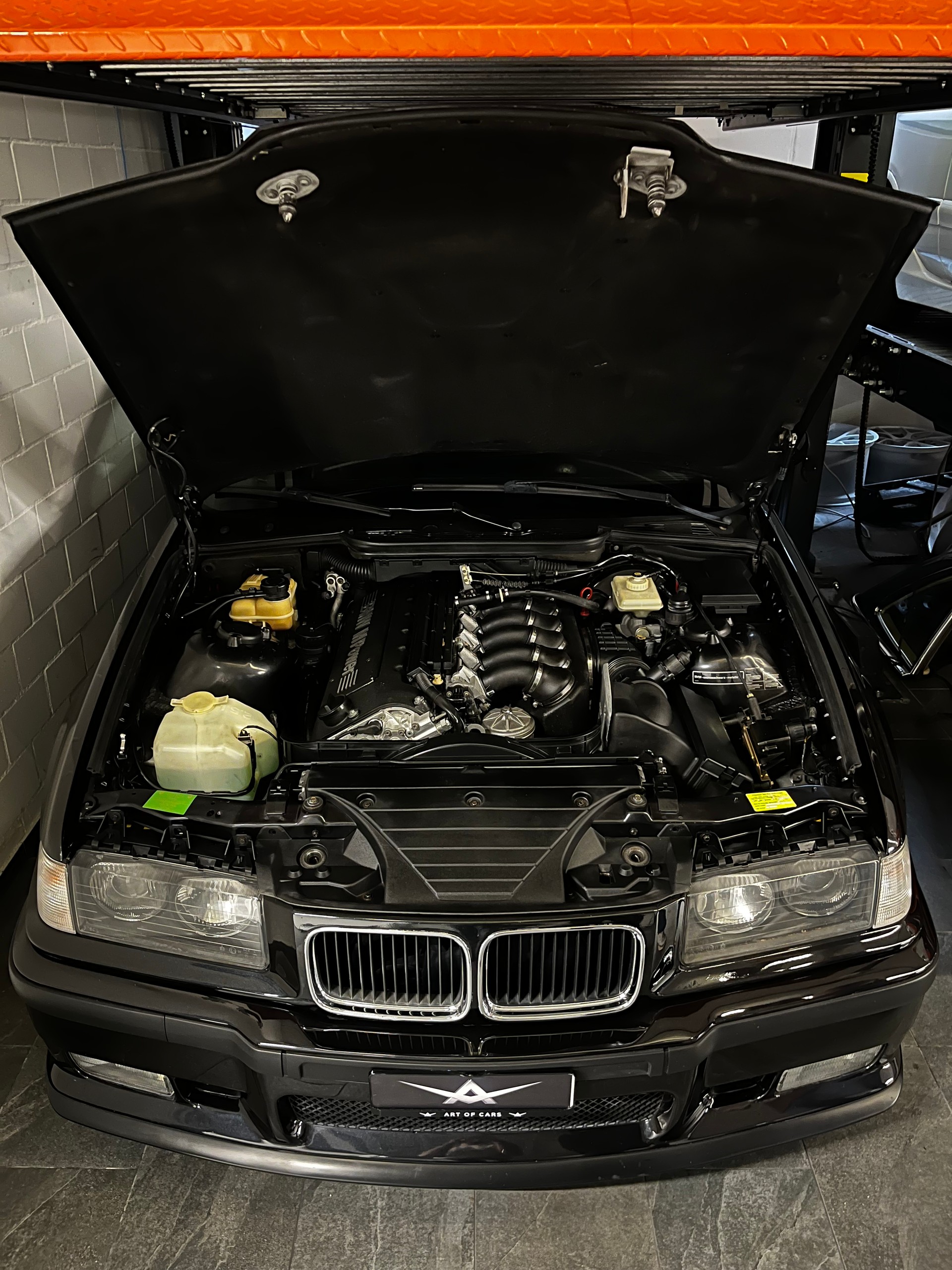 BMW M3 Limousine-image-14