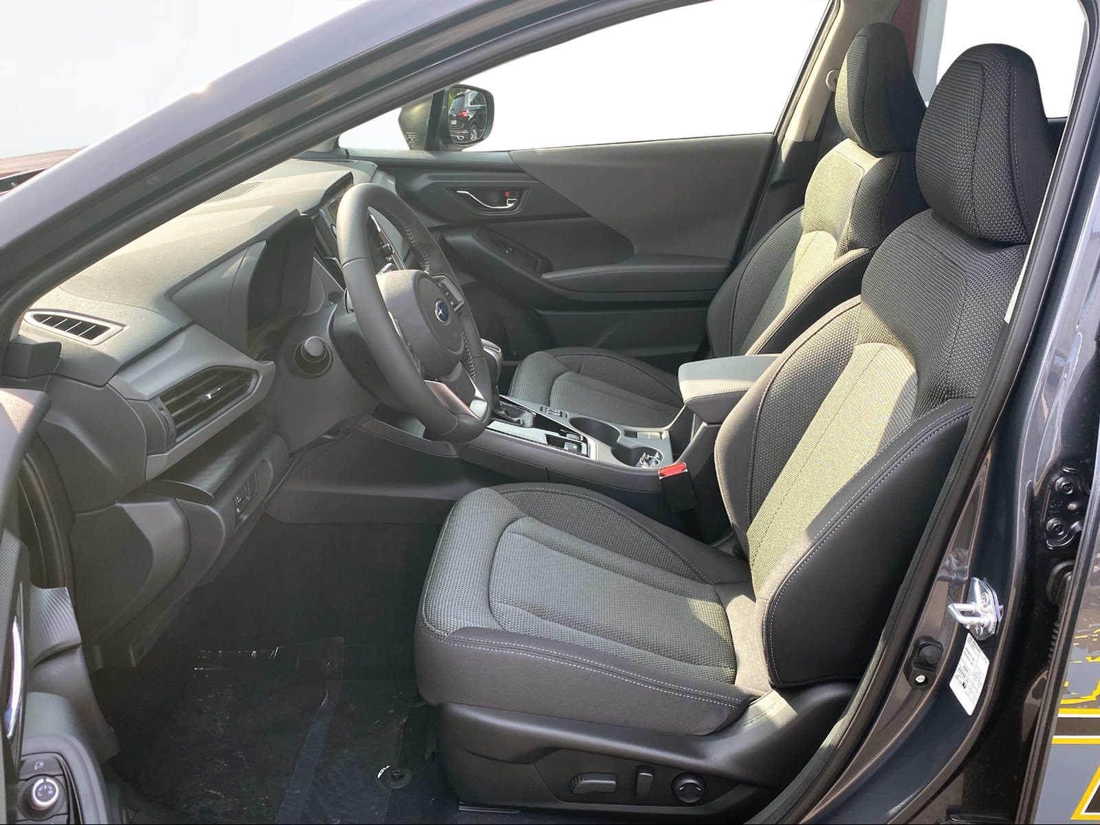 SUBARU Crosstrek 2.0i e-Boxer Swiss Plus-image-4