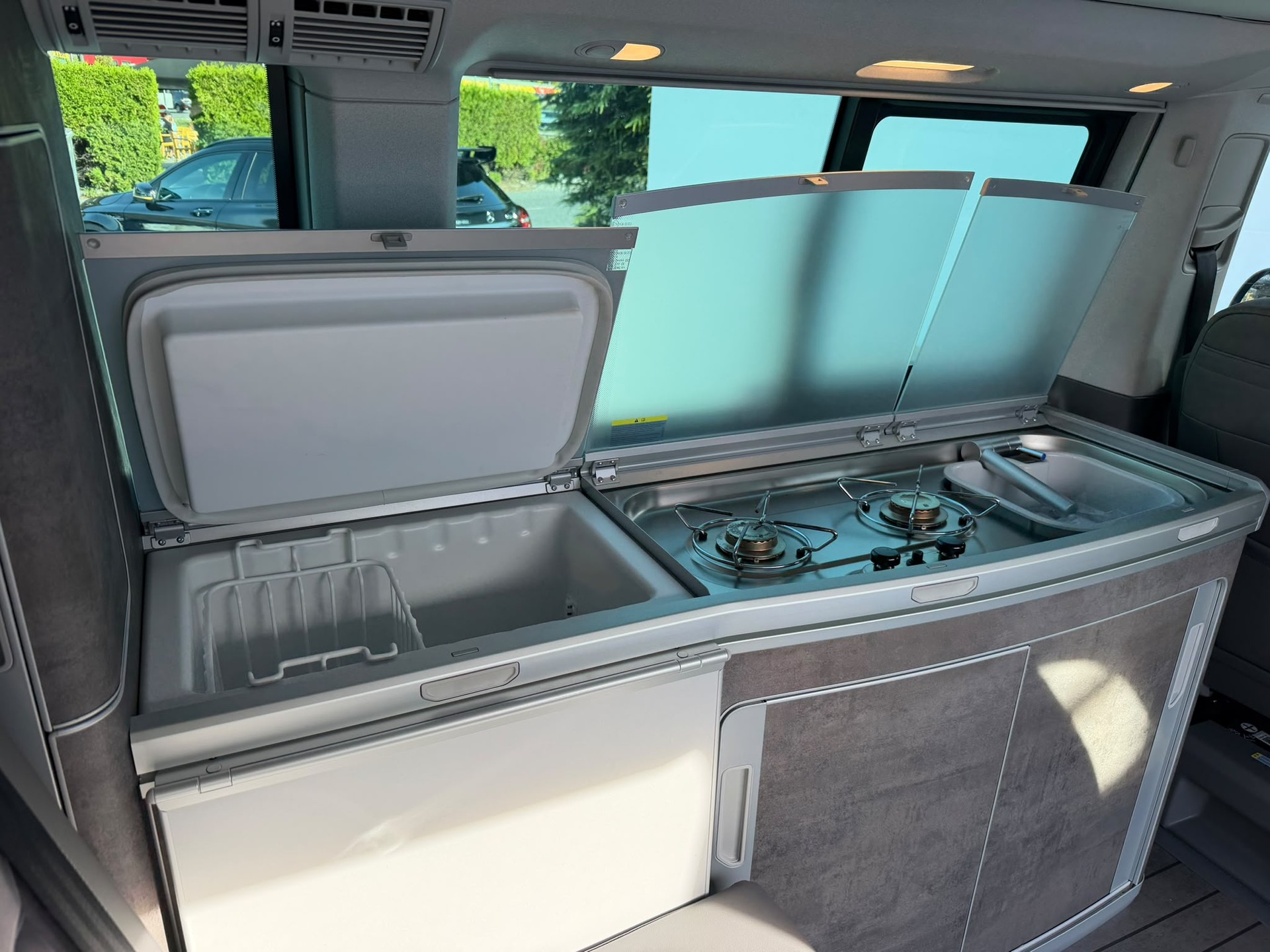 VW T6.1 California 2.0 TDI Ocean Liberty 4Motion DSG-image-7
